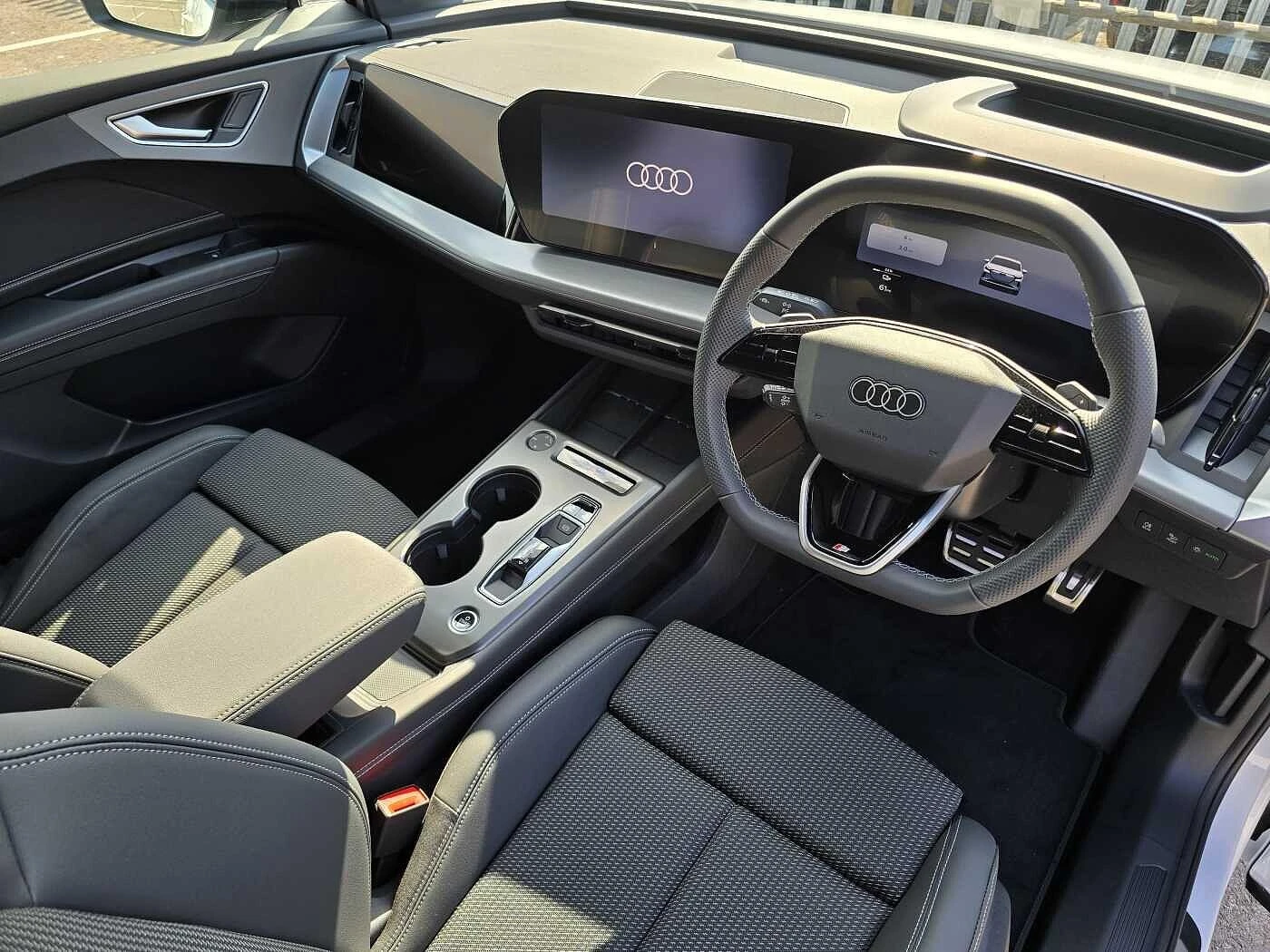Audi-Q4 e-tron-image-5