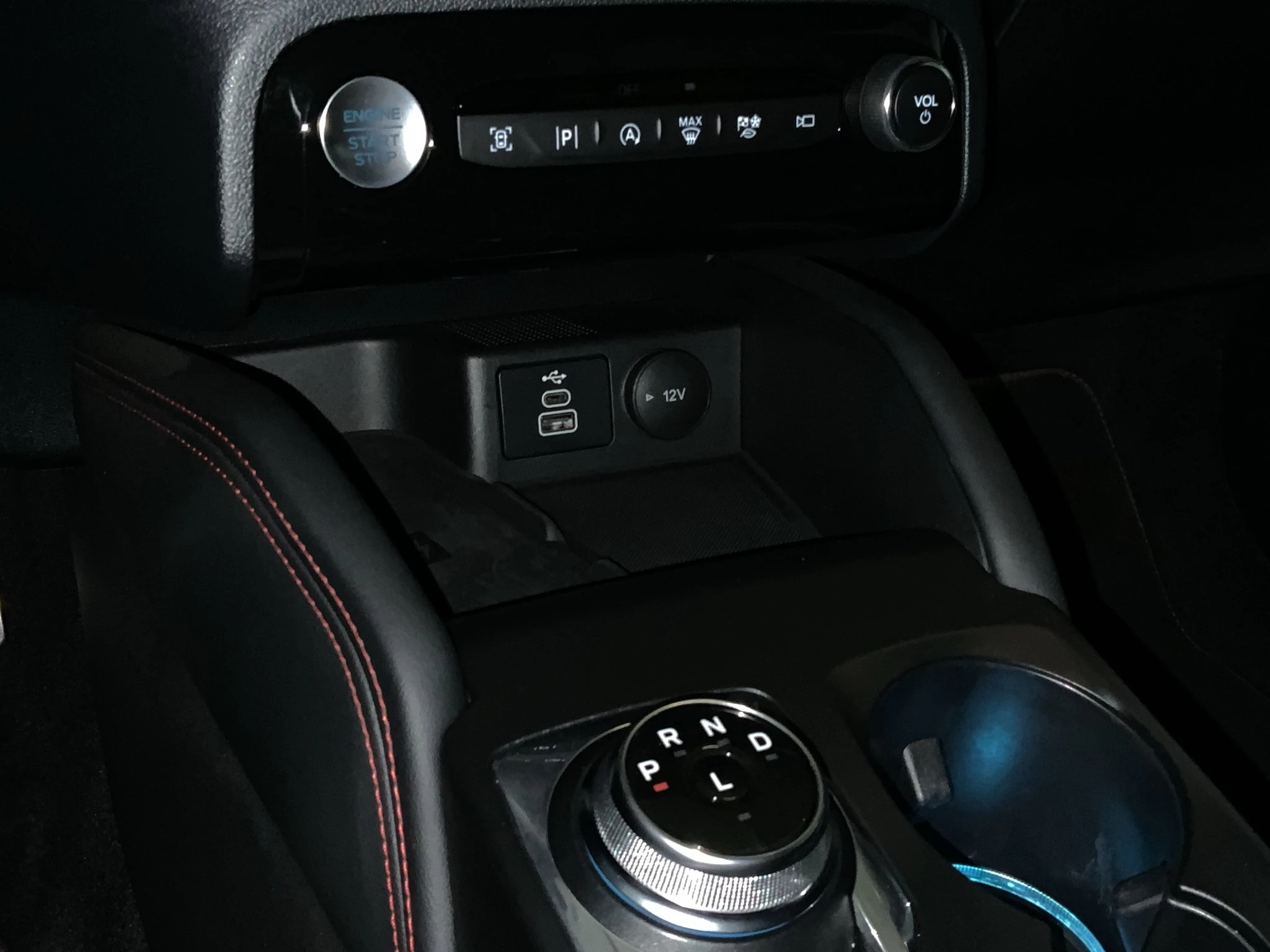Ford-Kuga-image-19