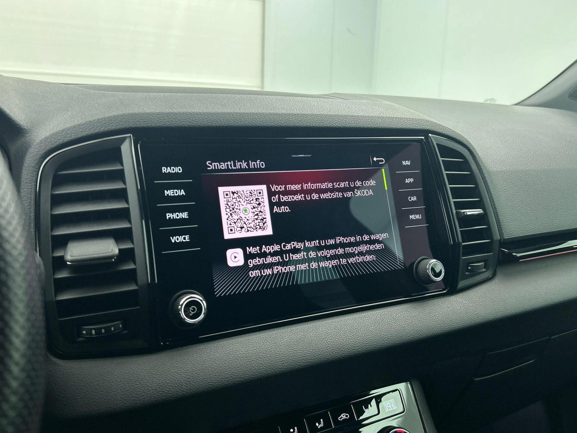 Škoda Karoq 1.5 TSI ACT Sportline Business