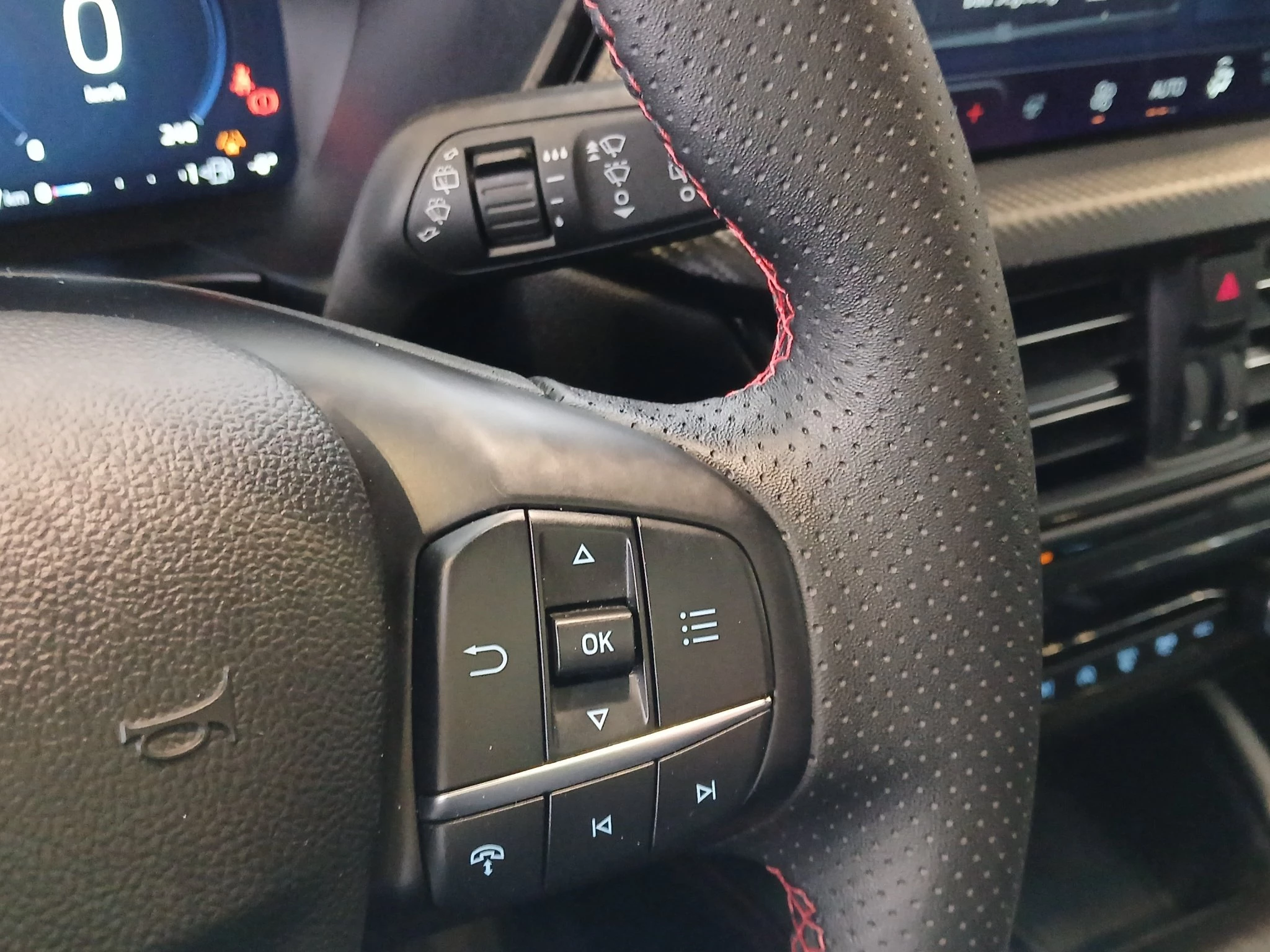 Ford-Kuga-image-21