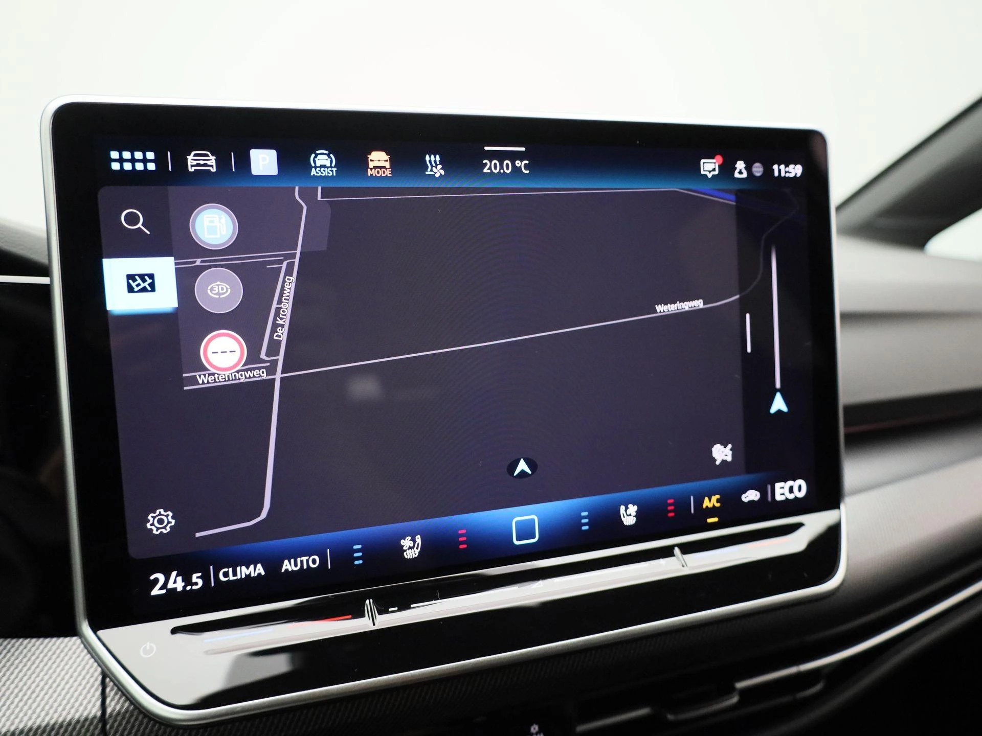 Volkswagen-Golf-image-24