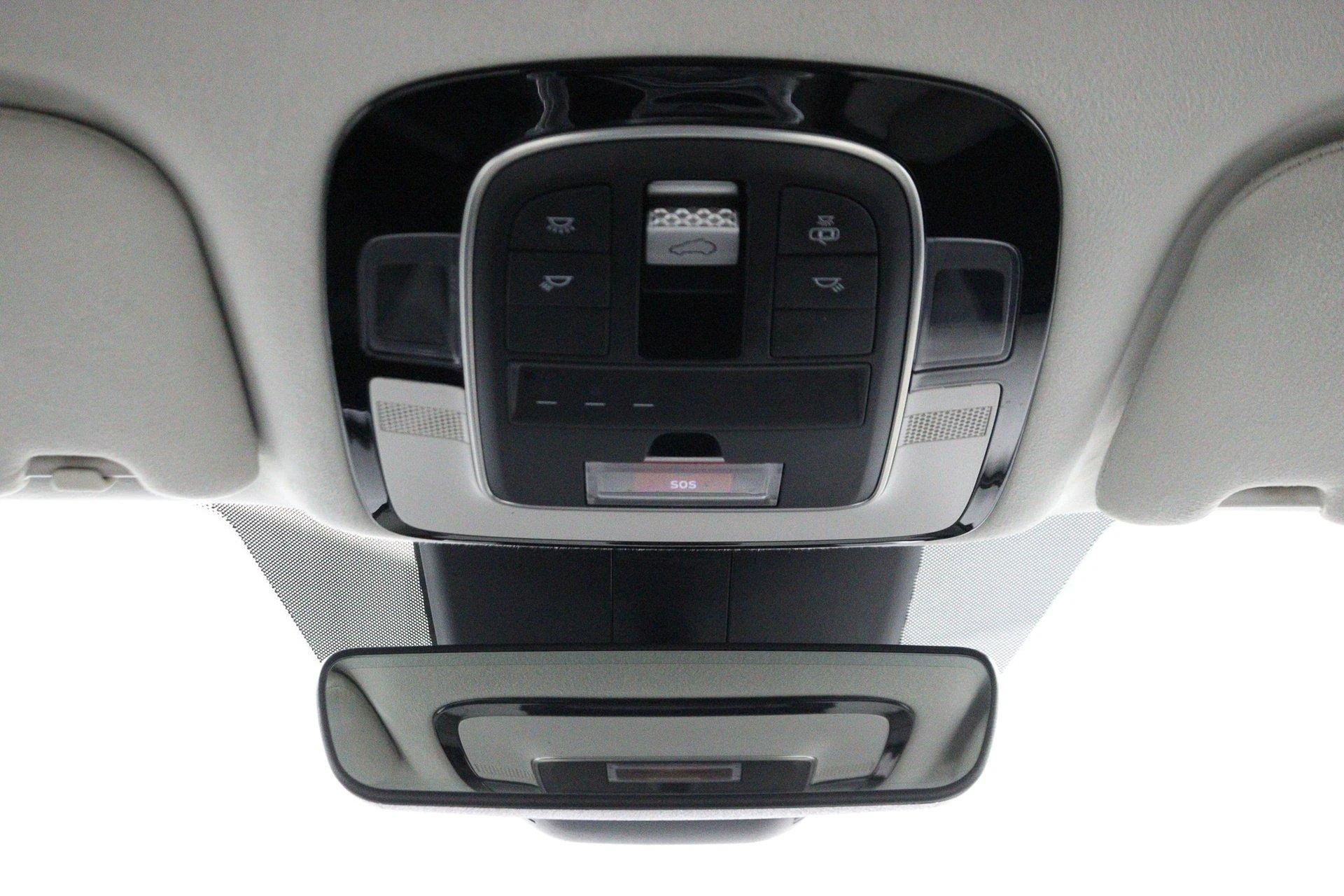 Hyundai-Santa Fe-image-73