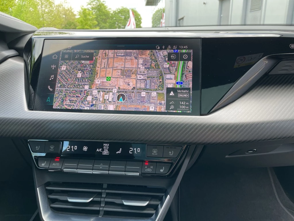 Audi e-tron GT quattro *SOH92%*Matrix*Pano*