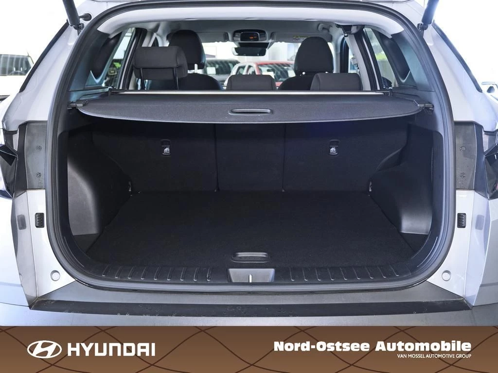 Hyundai Tucson 1.6 T-GDI TREND 4WD SHZ LHZ NAVI KAMERA Trend