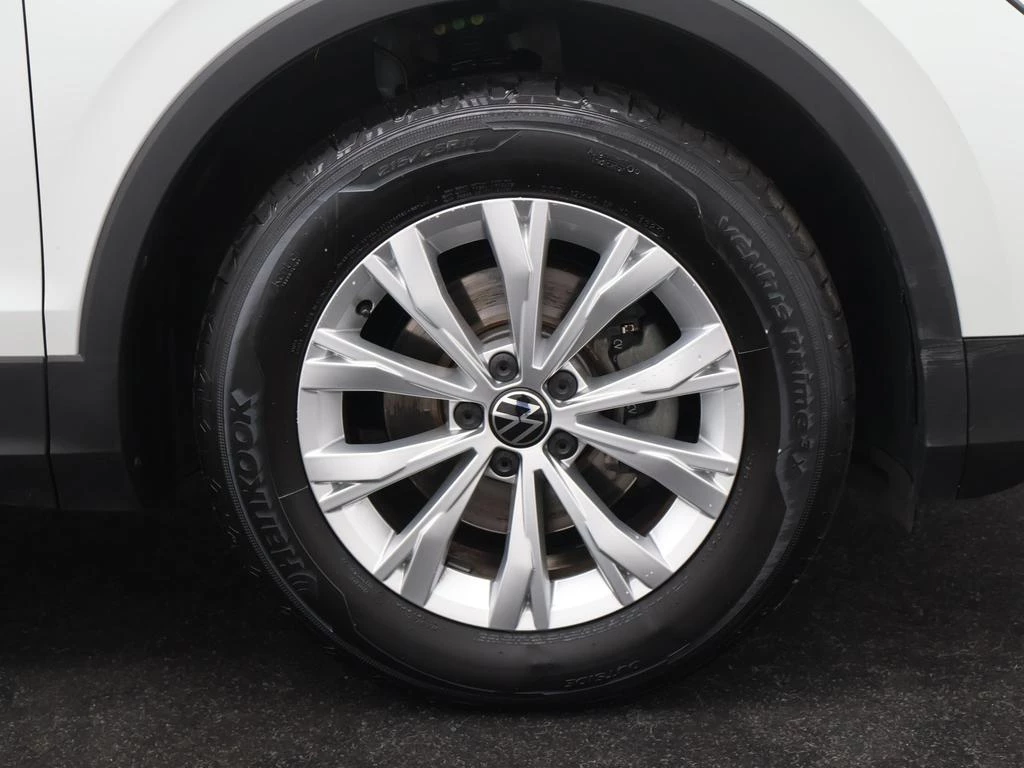 Volkswagen-Tiguan-image-10