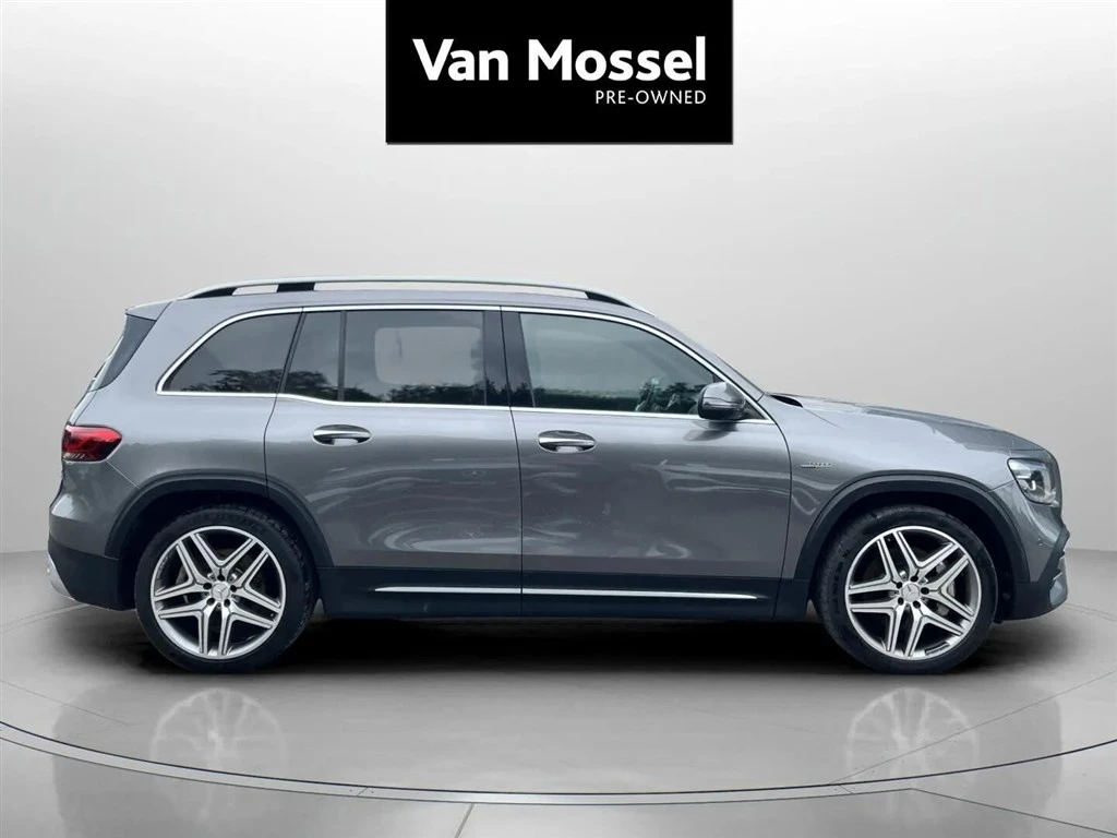 Mercedes-Benz-GLB-image-3