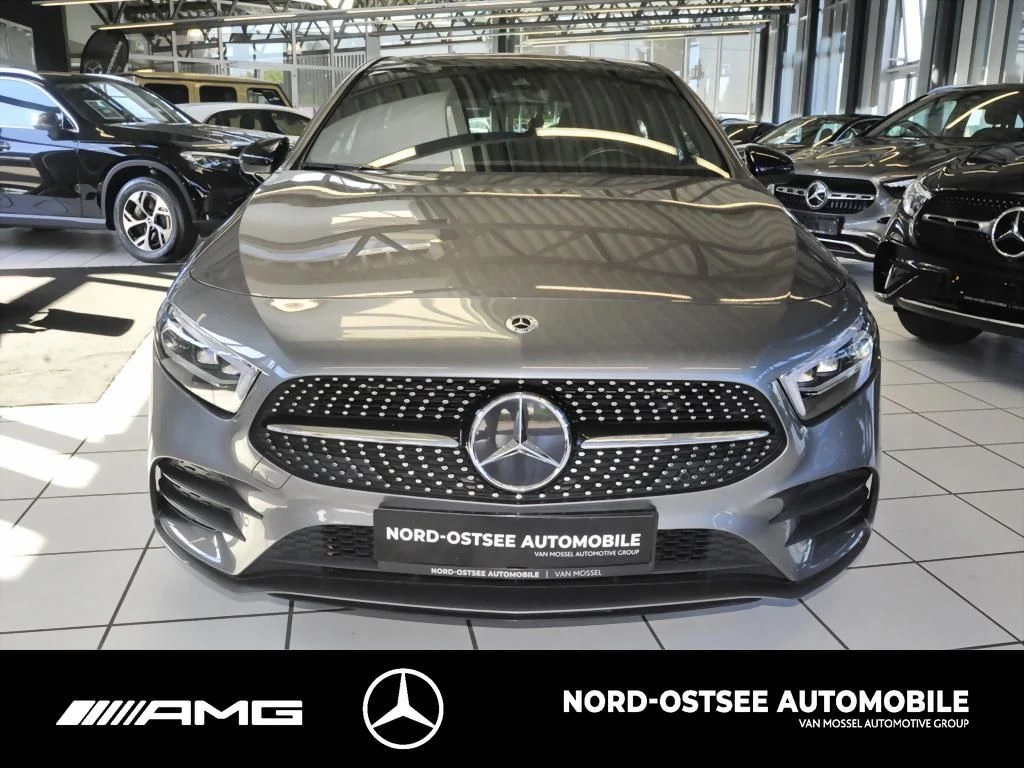 Mercedes-Benz A-Klasse 250 AMG MULTI NIGHT SOUND PANO PARKPAKET DAB AMG LineW177 A 250 AMG MULTI NIGHT SOUND PANO PARKPAKET DAB AMG Line
