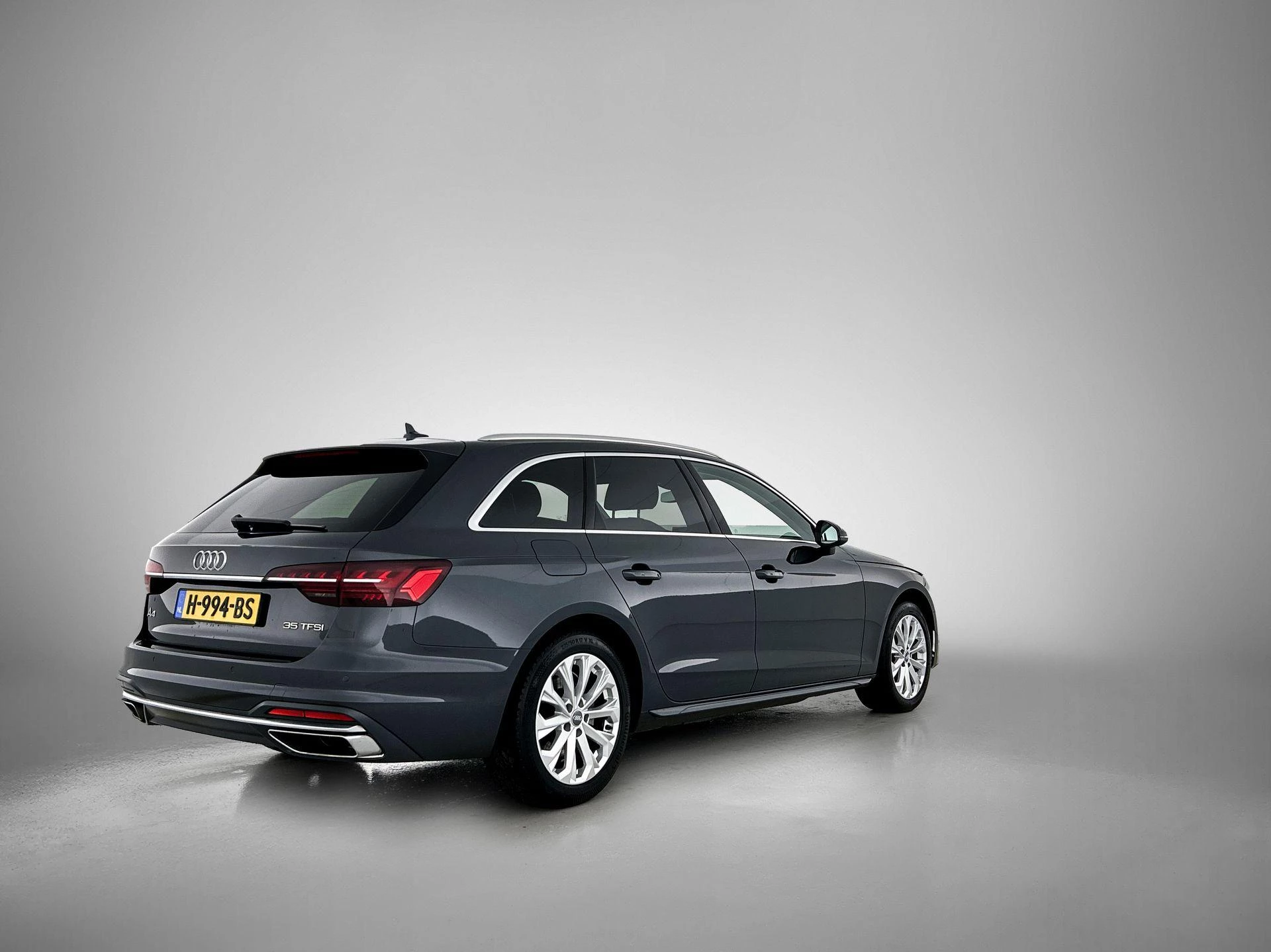 Audi-A4-image-4
