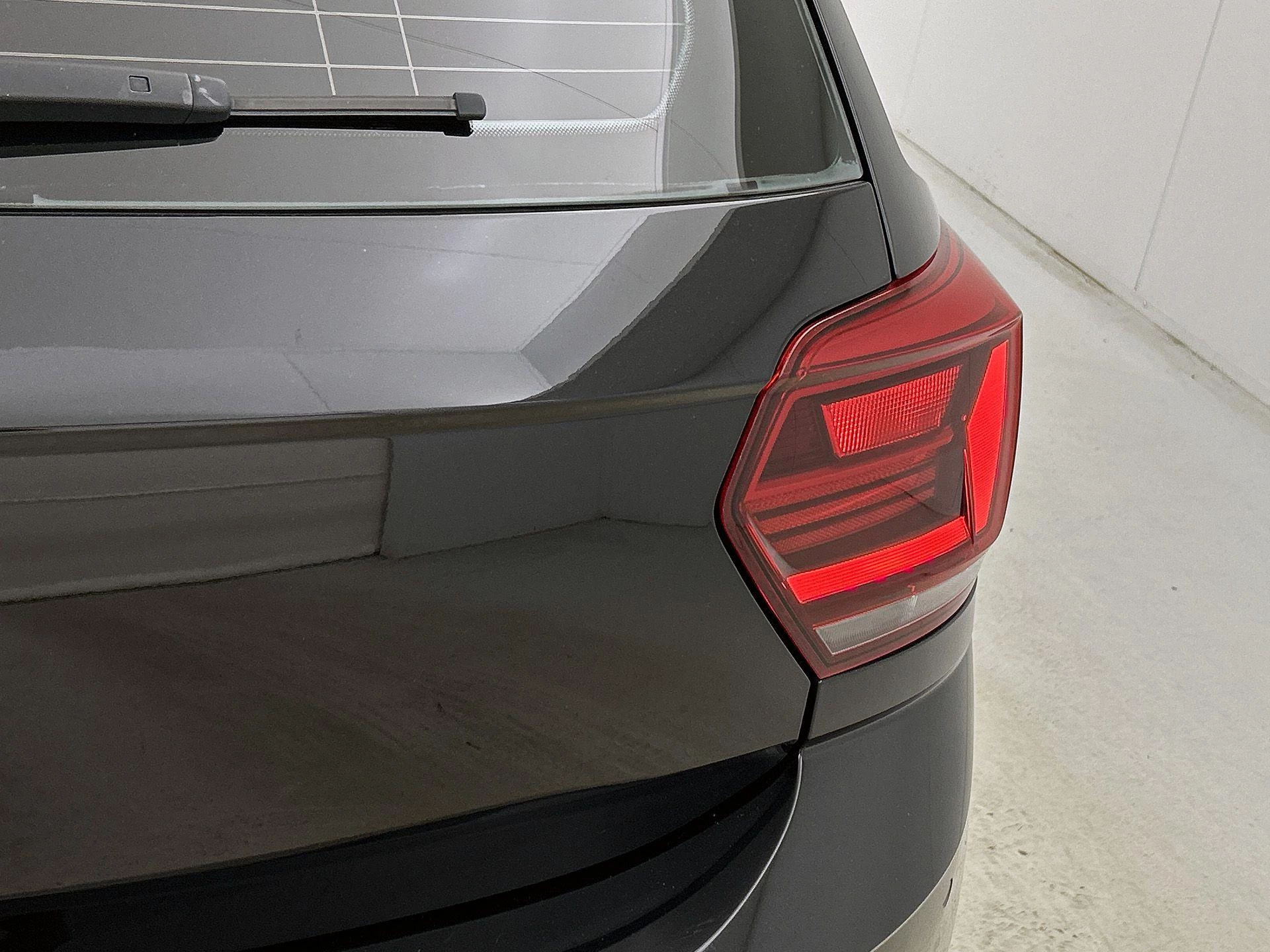 Volkswagen-Polo-image-14