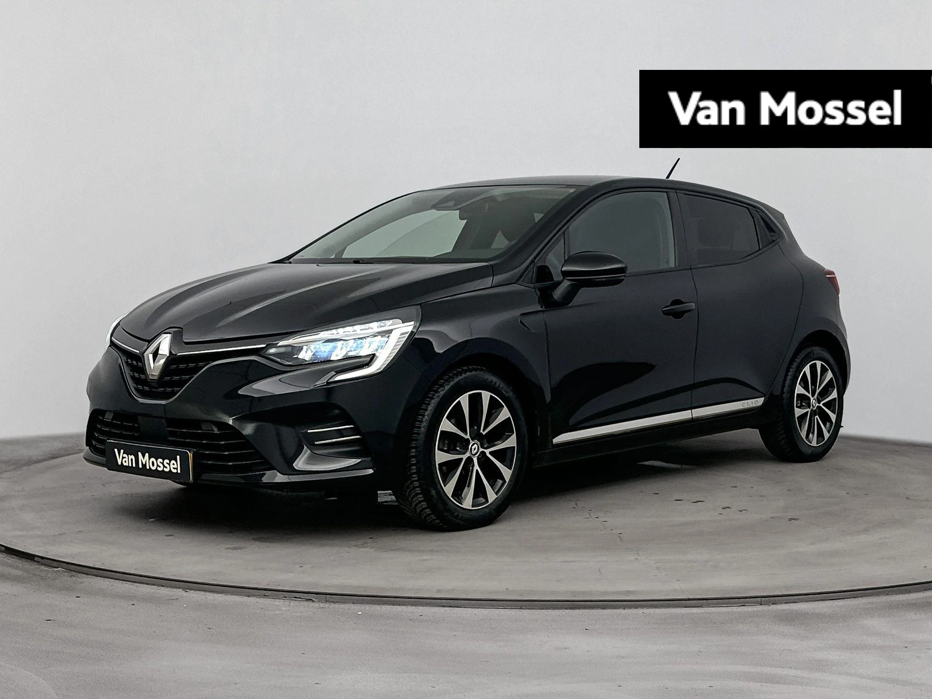 Renault-Clio-image-0