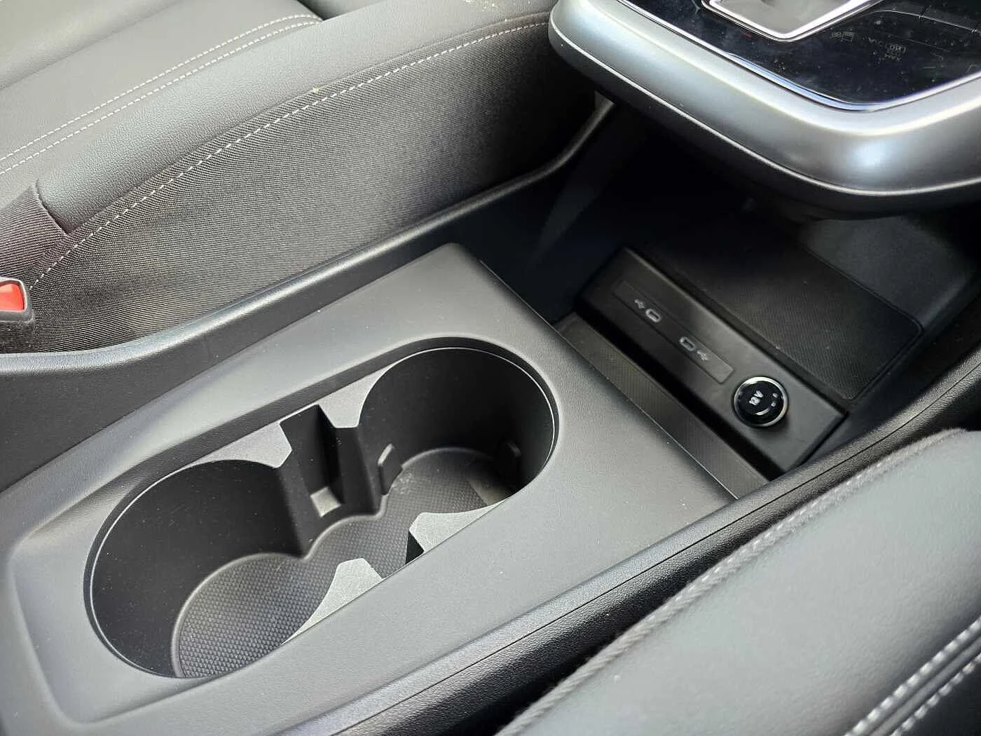 Audi-Q4 e-tron-image-20