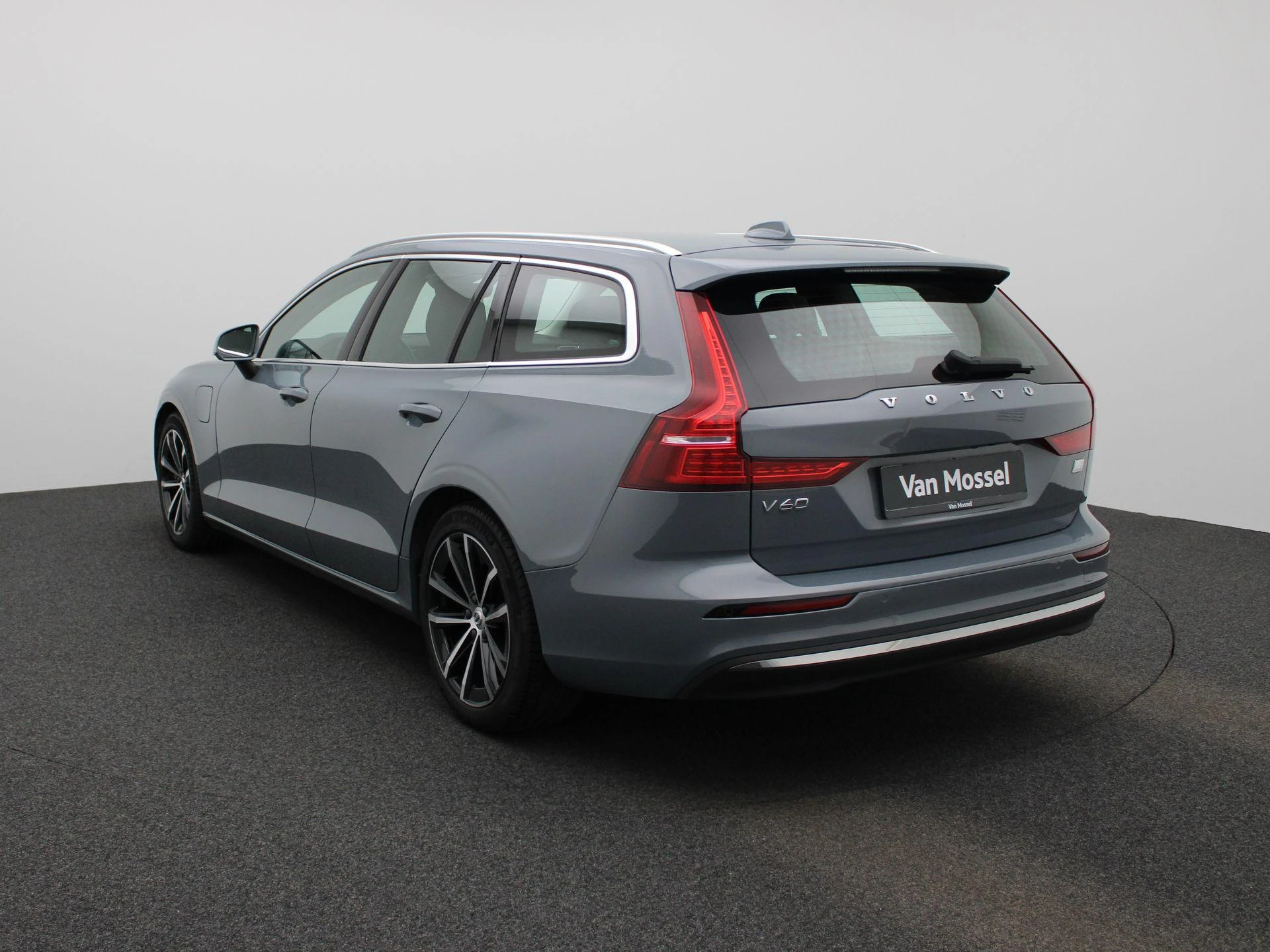 Volvo-V60-image-1