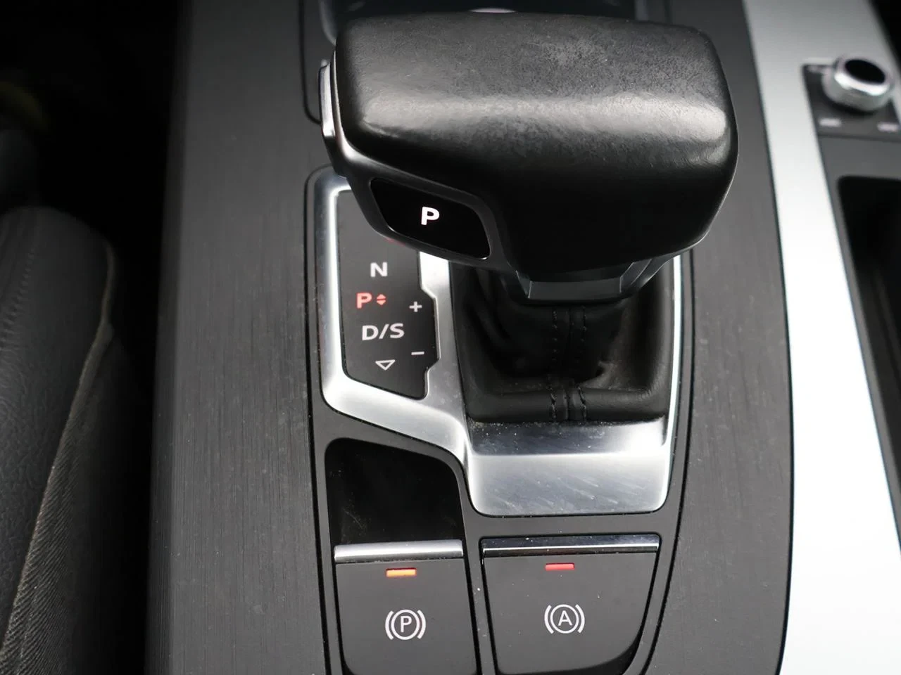 Audi Q5 Dsl Q5 35TDi Business Edition 163PK *AUTOMAAT*TREKHAAK*LEDER*CAMERA*CRUISE CONTROL*VIRTUAL COCKPIT*ZETELVERWARMING*...*