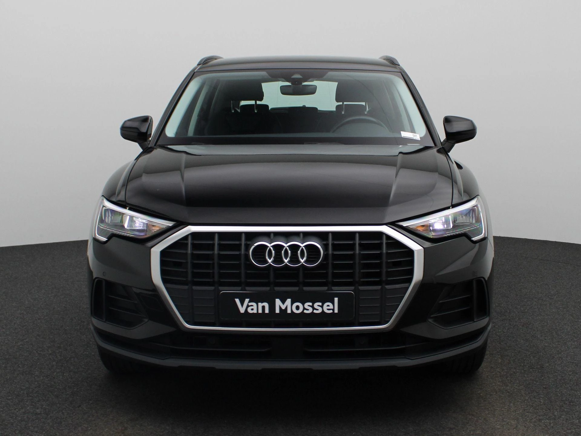 Audi-Q3-image-2