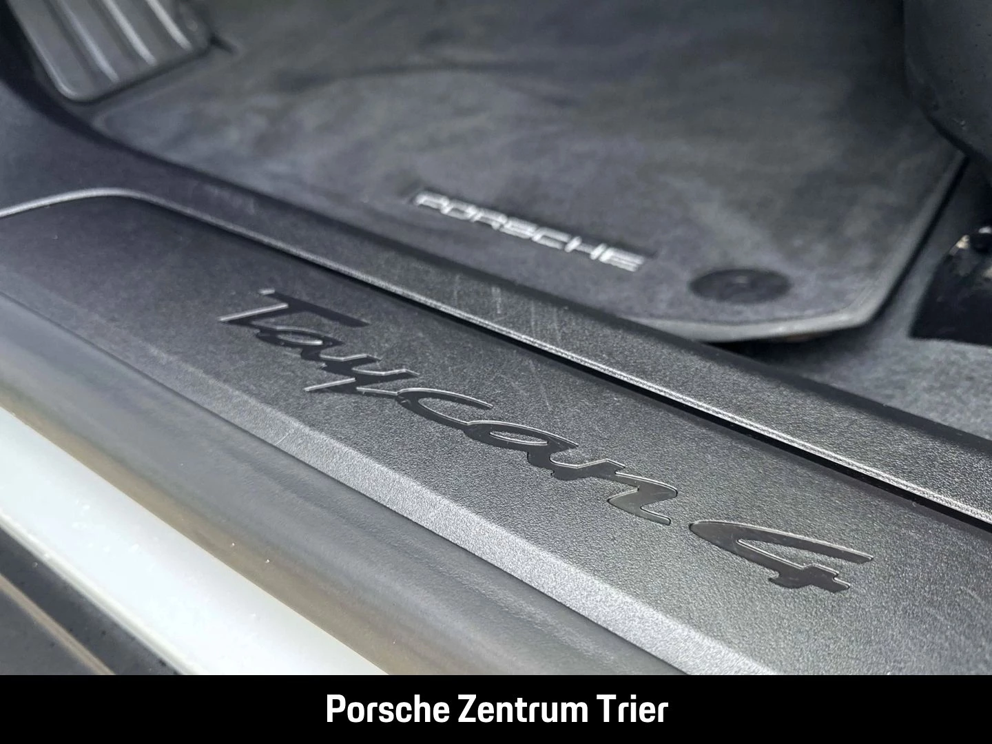 Porsche Taycan 4 Cross Turismo HA-Lenkung InnoDrive LED -