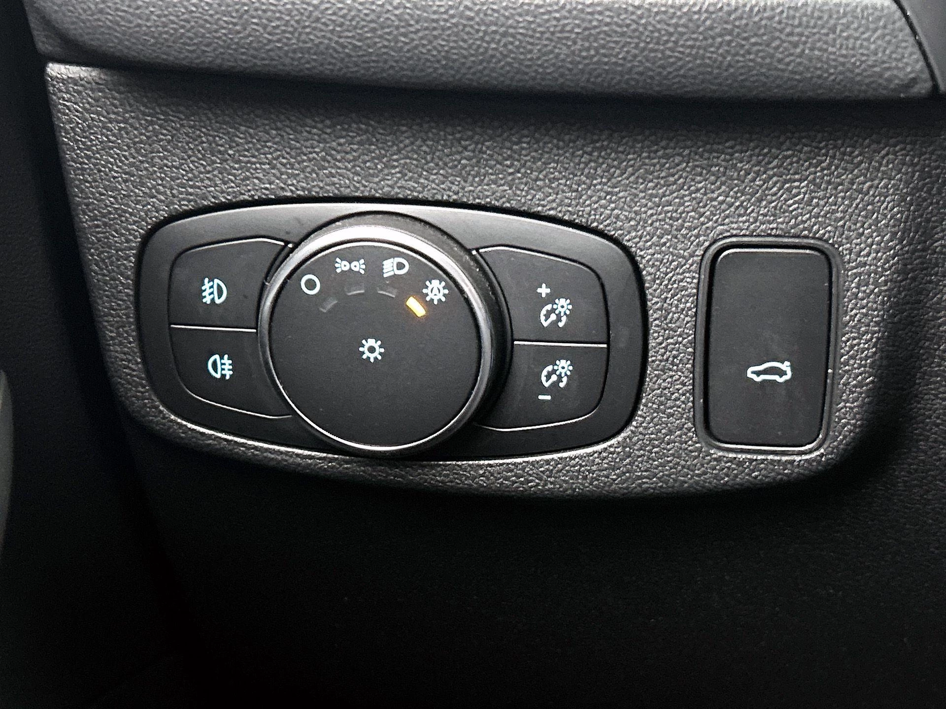 Ford Focus Wagon 1.0 EcoBoost Hybrid Active X Business