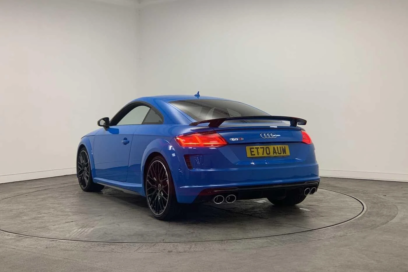 Audi-TT-image-2
