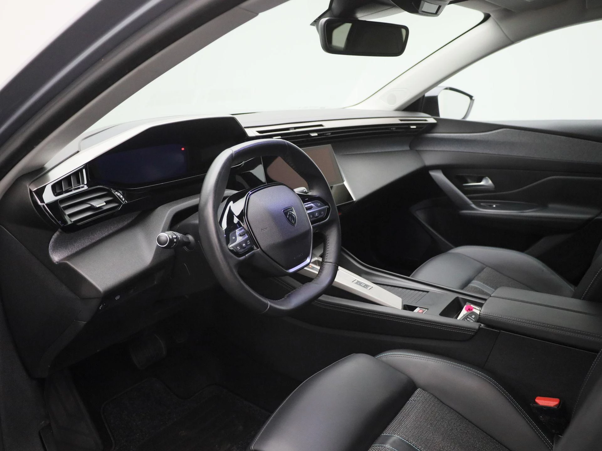 Peugeot-308-image-23