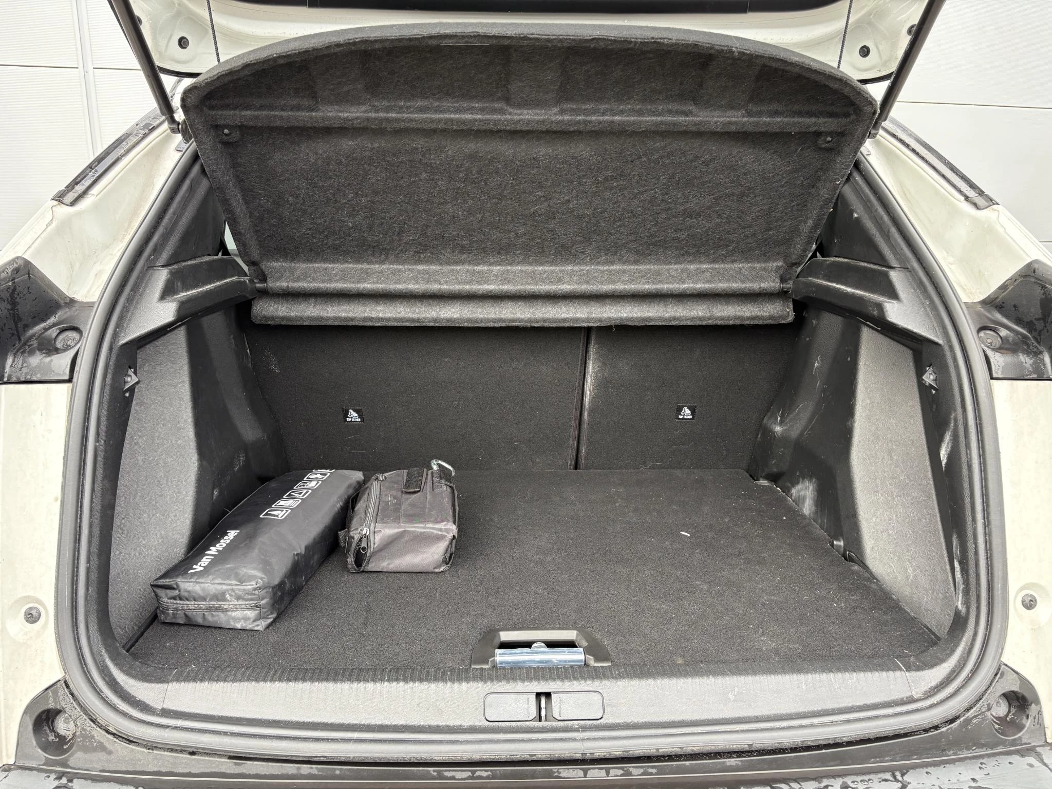 Peugeot-2008-image-10
