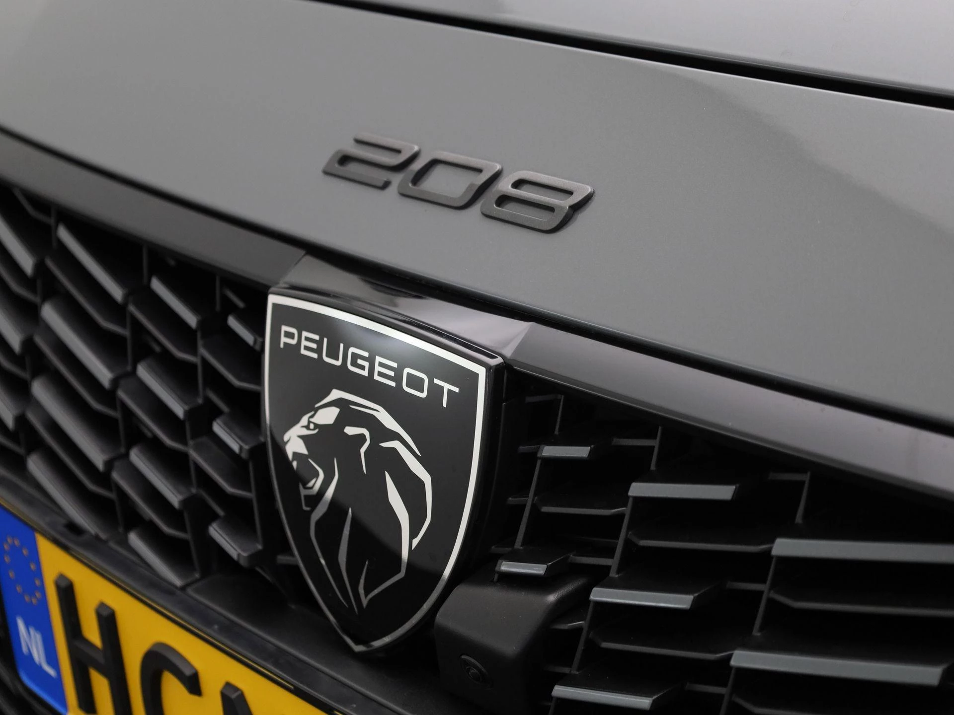 Peugeot-208-image-32