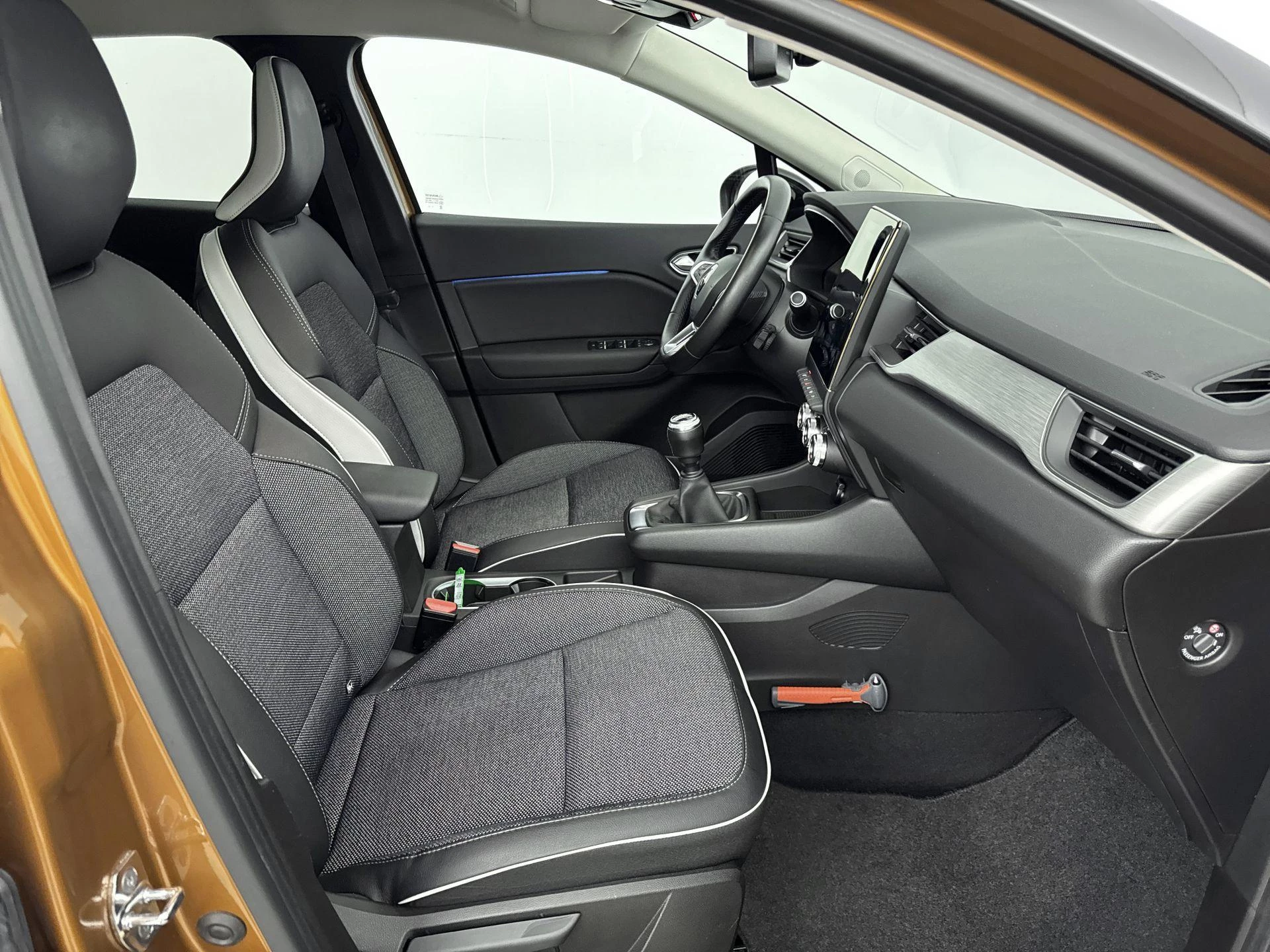 Renault-Captur-image-28