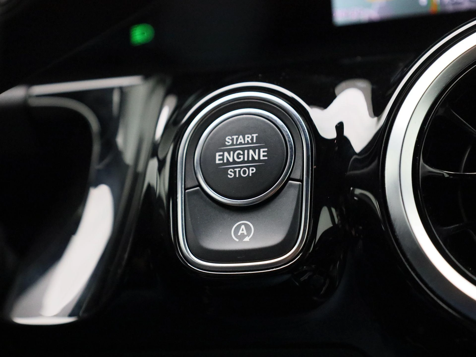 Mercedes-Benz B-Klasse 180 Business Solution AMG