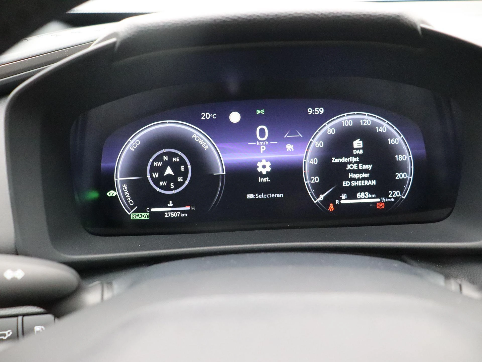 Toyota-C-HR-image-11