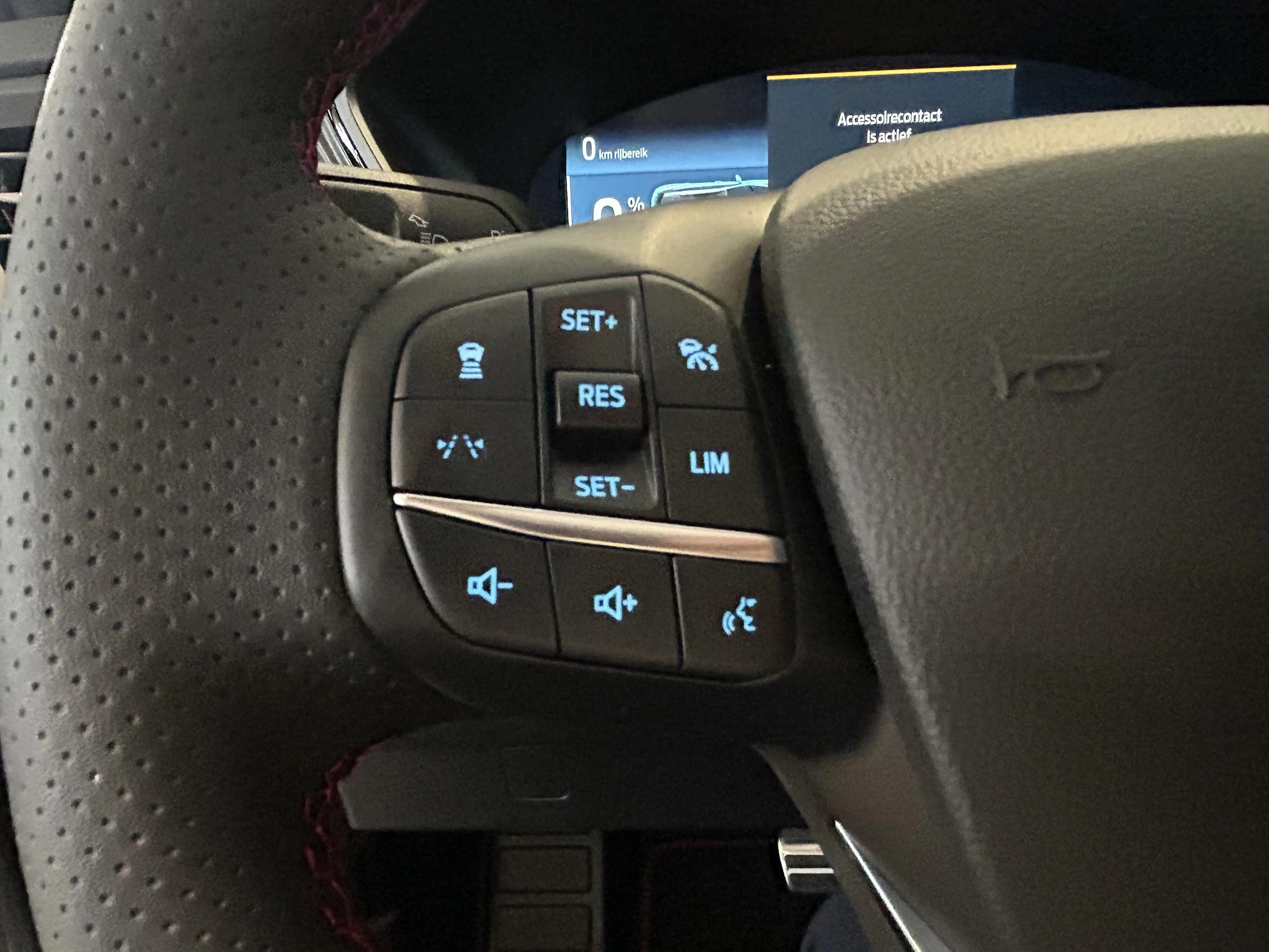Ford-Kuga-image-12