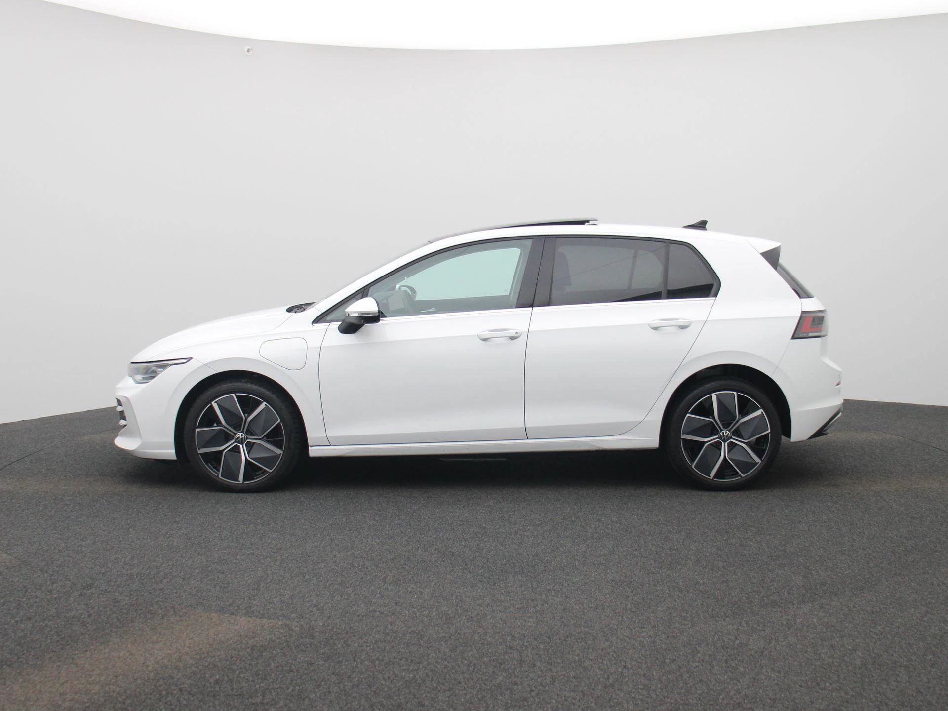 Volkswagen Golf 1.5 eHybrid Style Edition 204 PK|