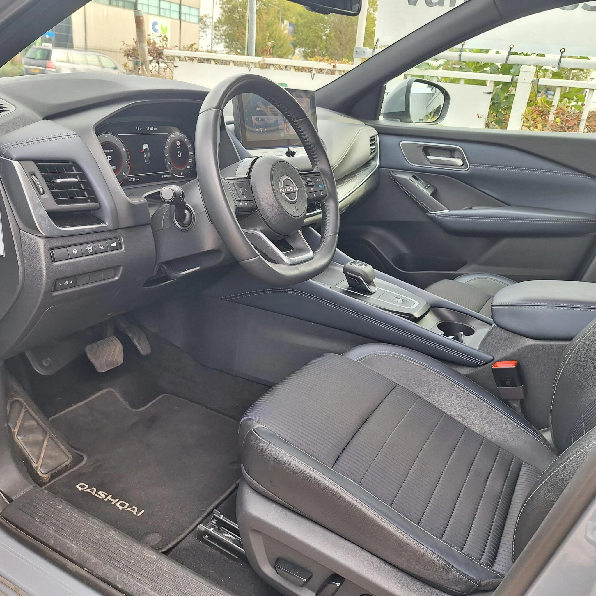 Nissan-QASHQAI-image-15
