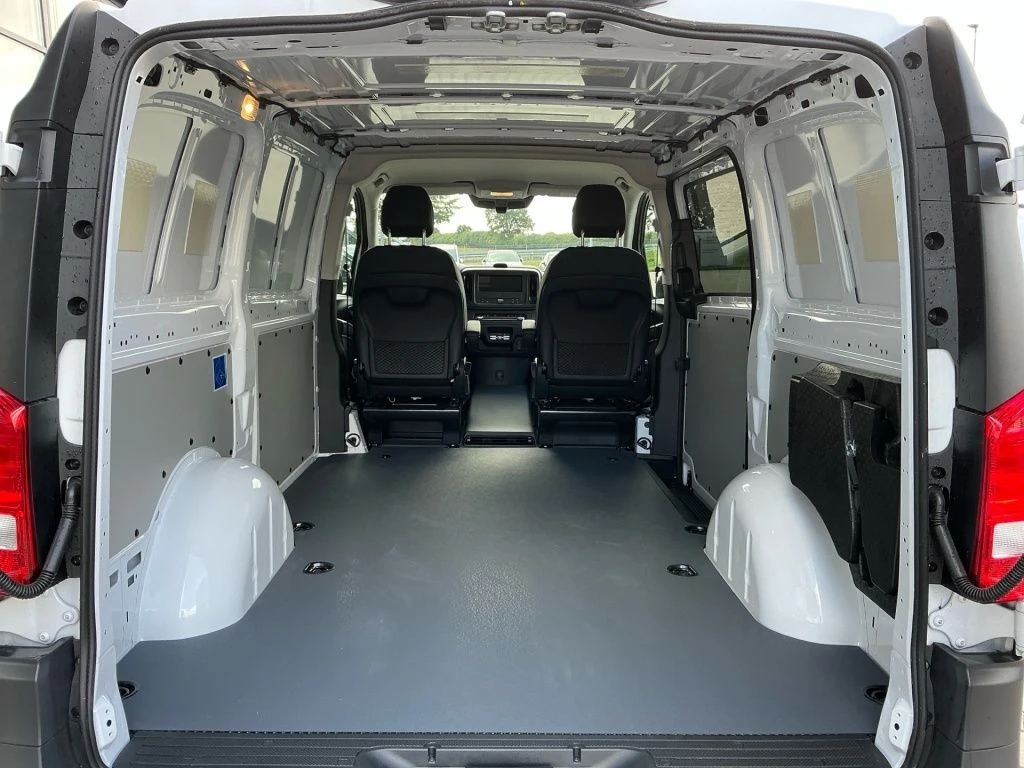 Mercedes-Benz-Vito 119-image-9