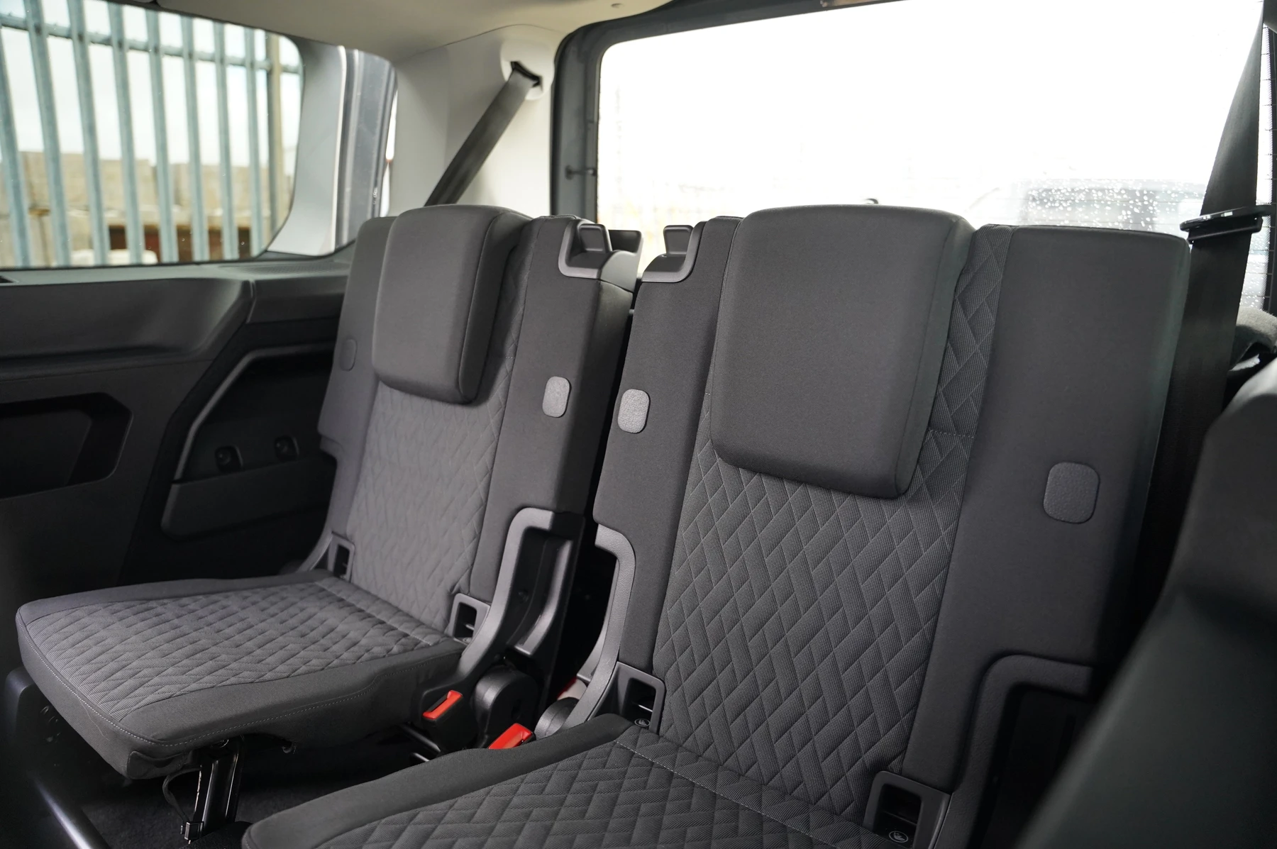 Volkswagen-Caddy-image-32