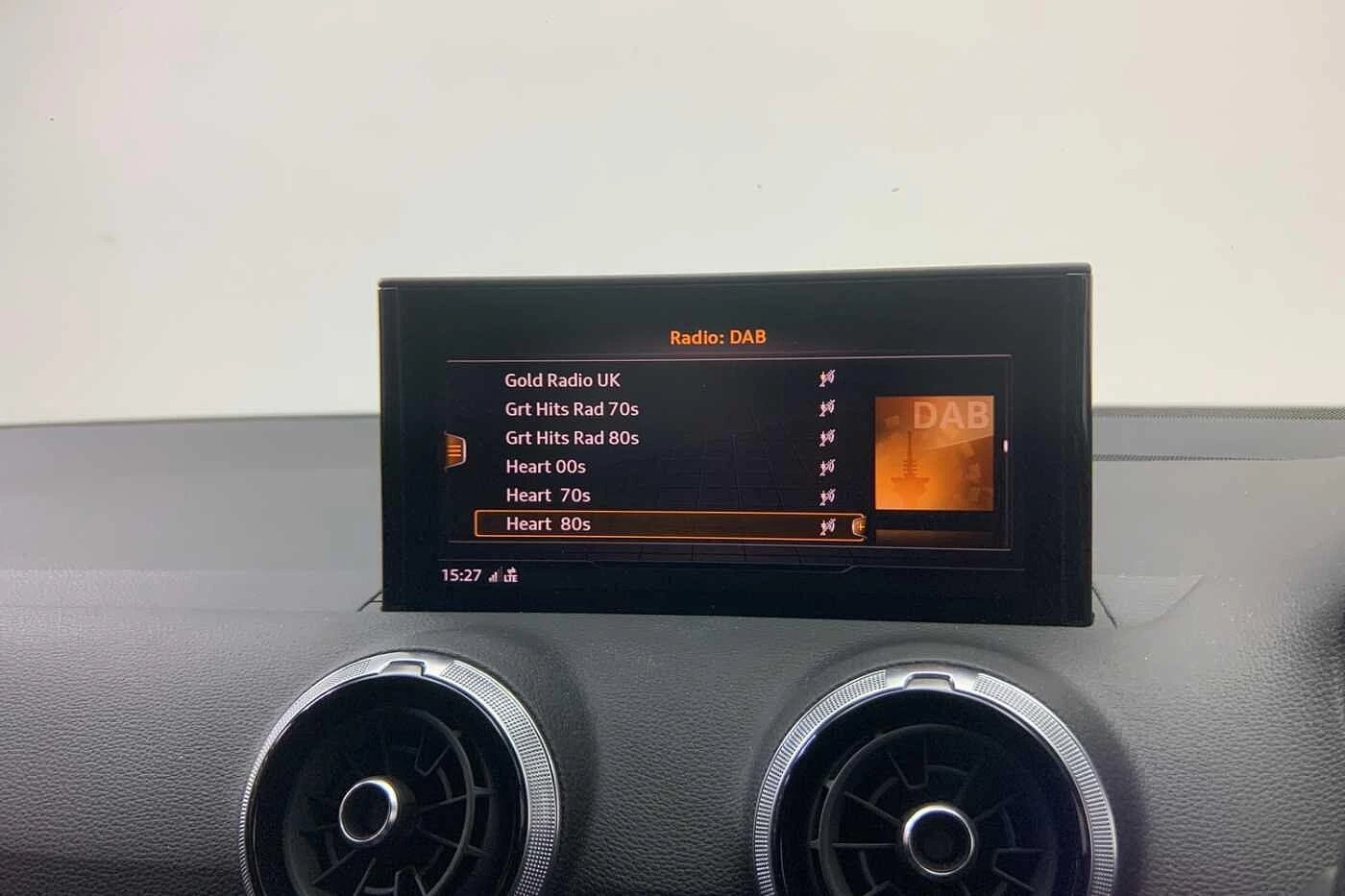 Audi-SQ2-image-14