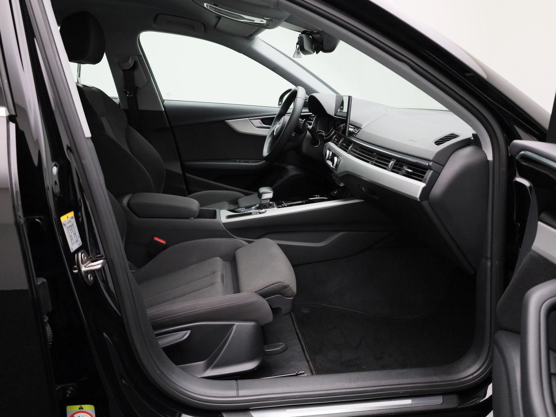 Audi-A4-image-35