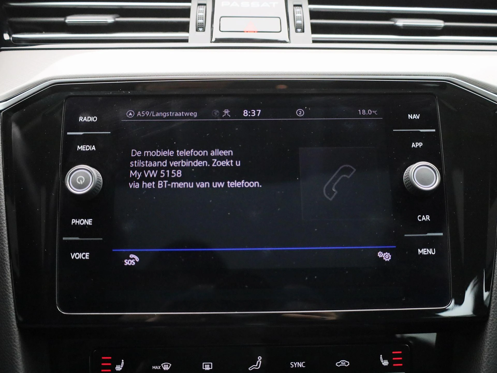 Volkswagen-Passat-image-21