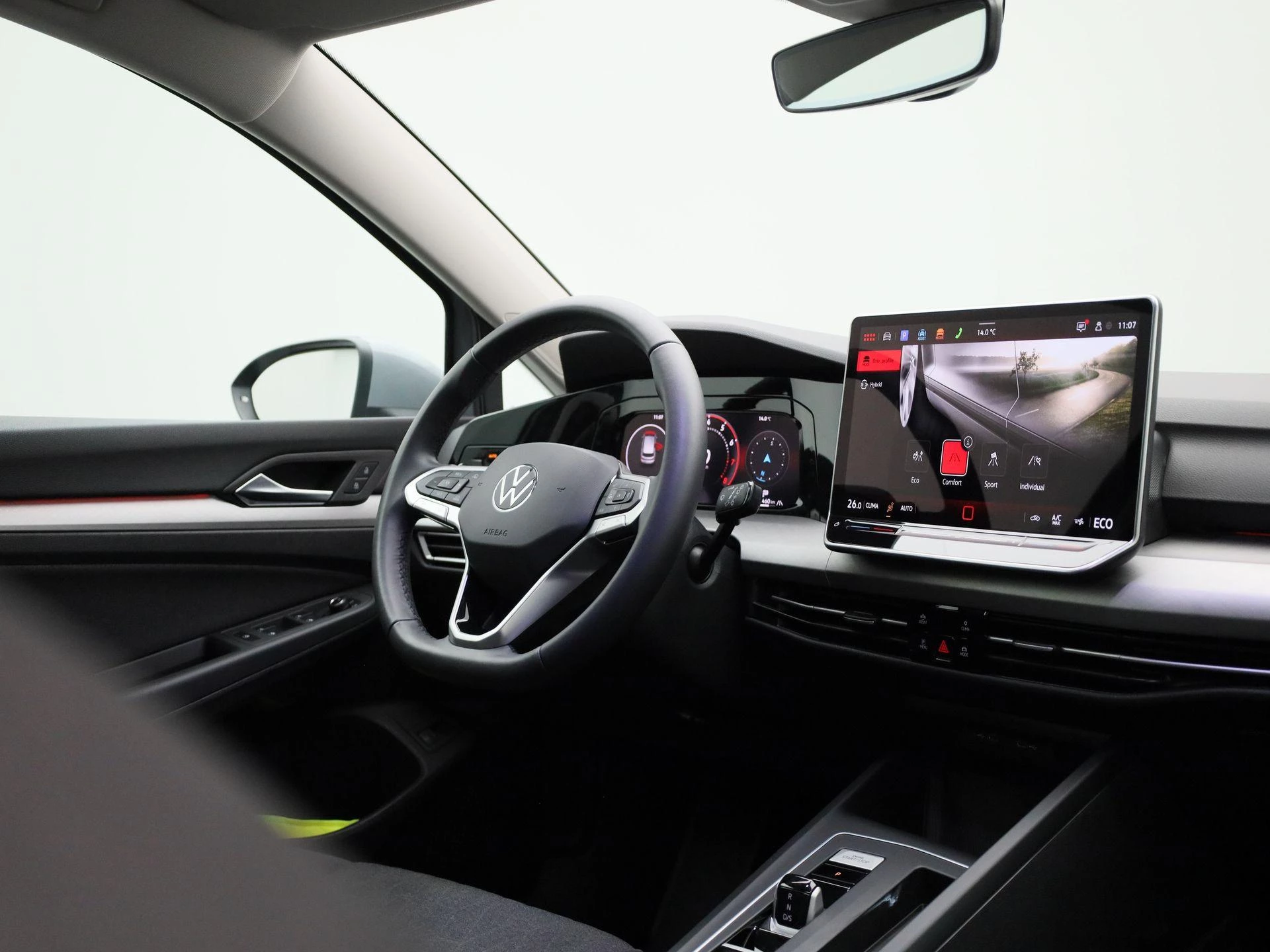 Volkswagen-Golf-image-35