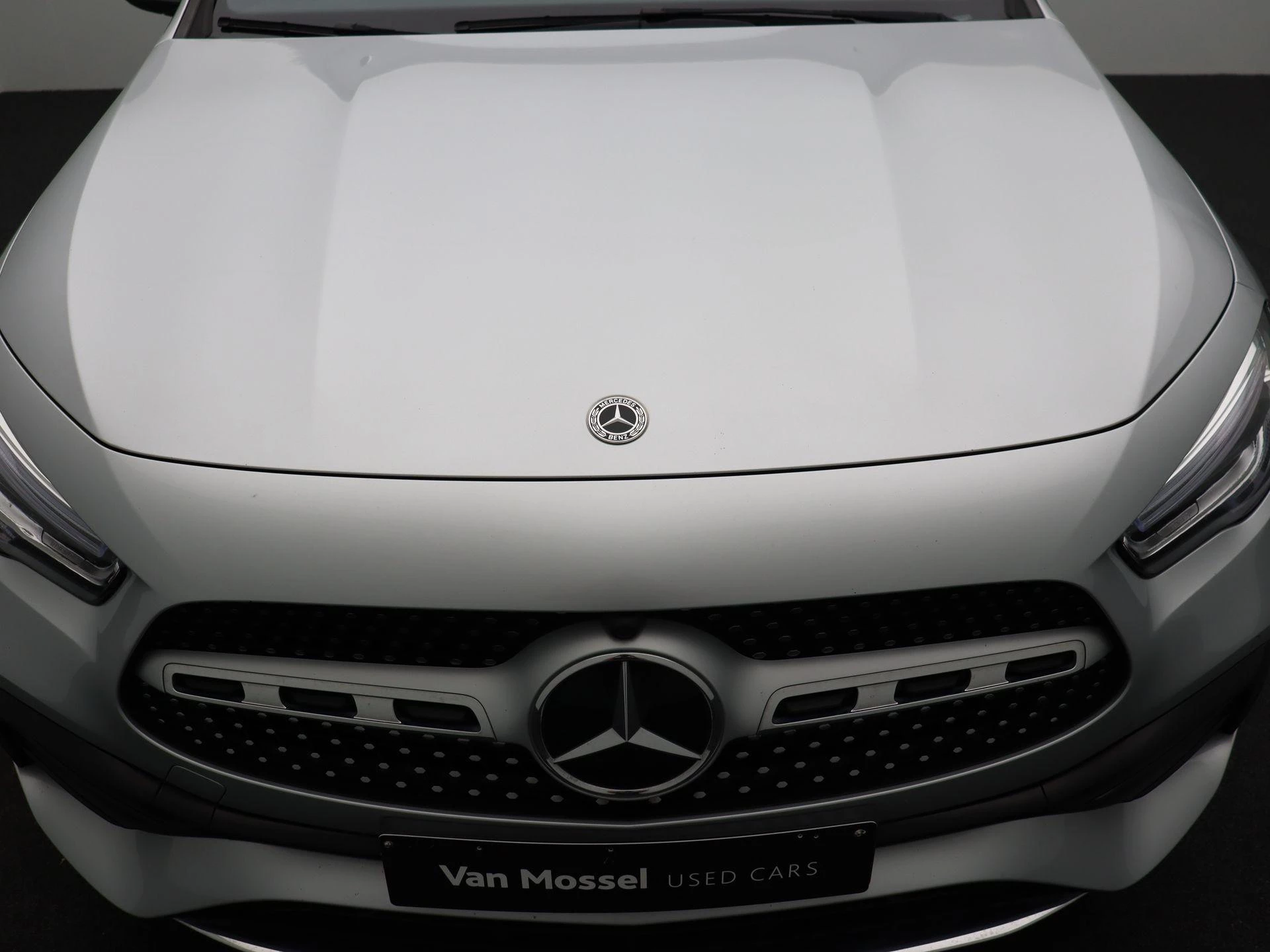 Mercedes-Benz GLA 250e Amg Line + MULTIBEAM + PANO DAK + CARPLAY + TREKHAAK +