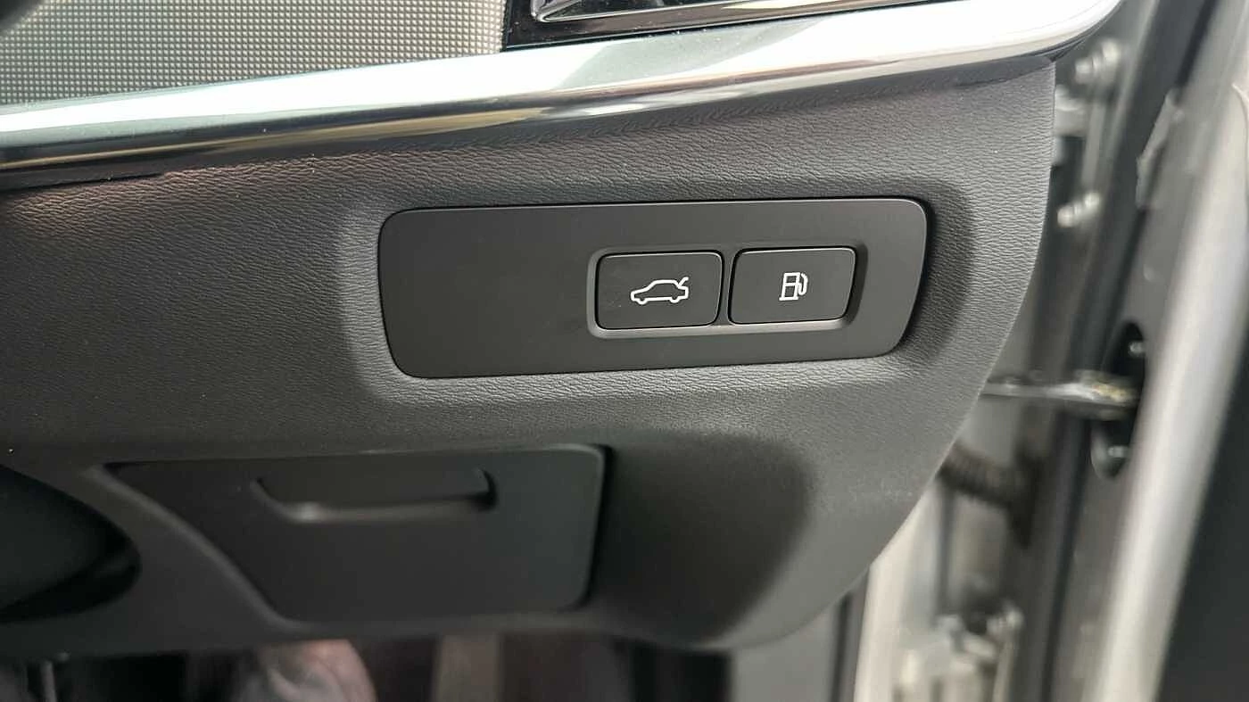 Volvo-V90-image-22