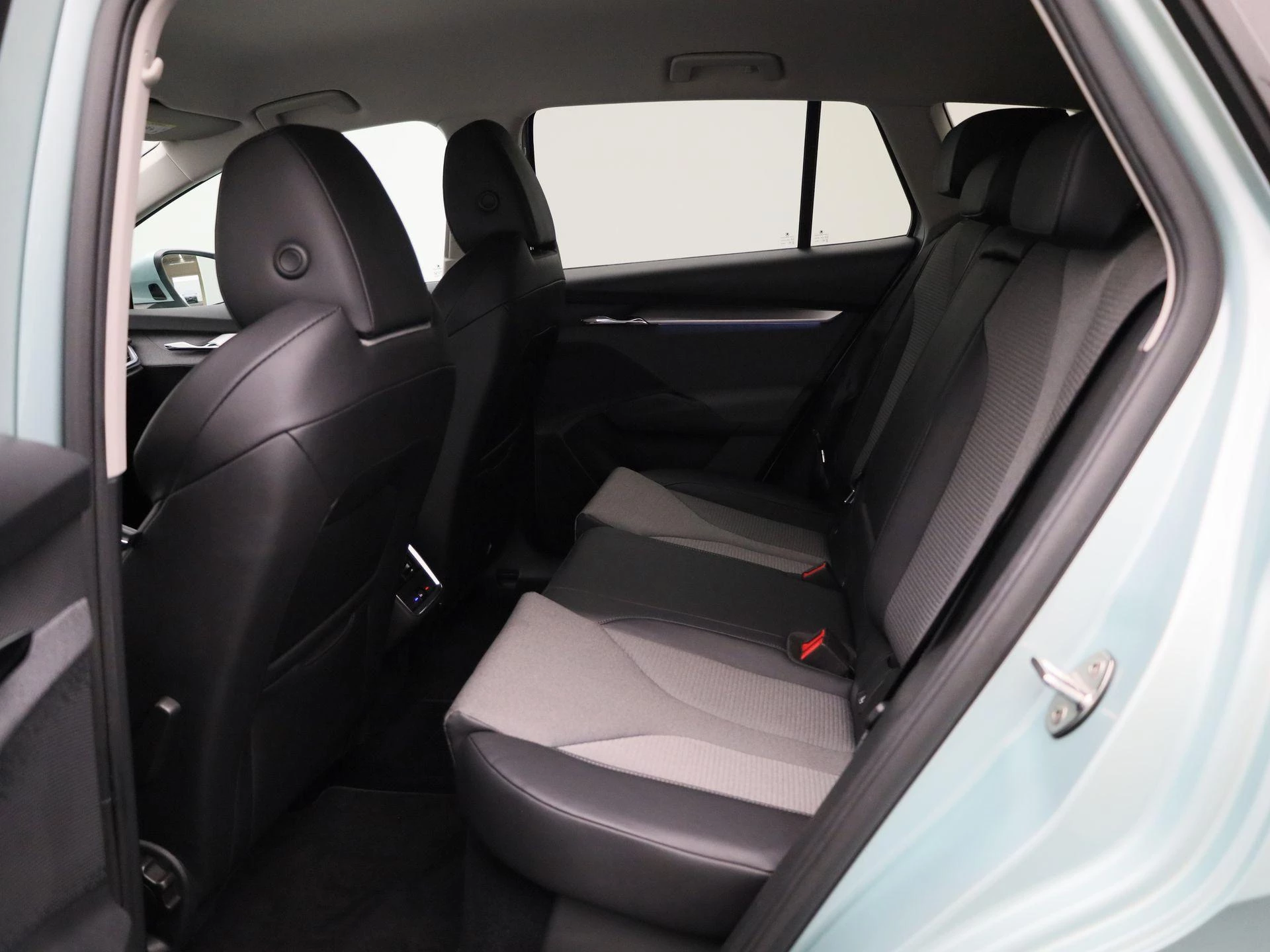 Škoda-Enyaq iV-image-8