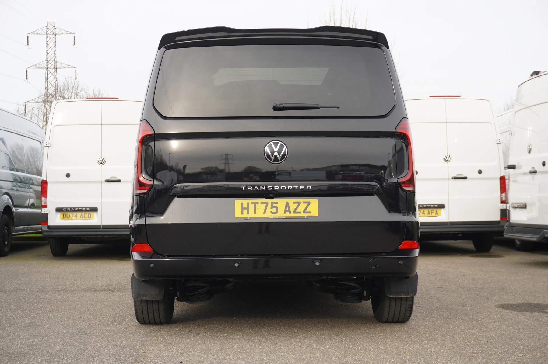 Volkswagen-Transporter-image-12