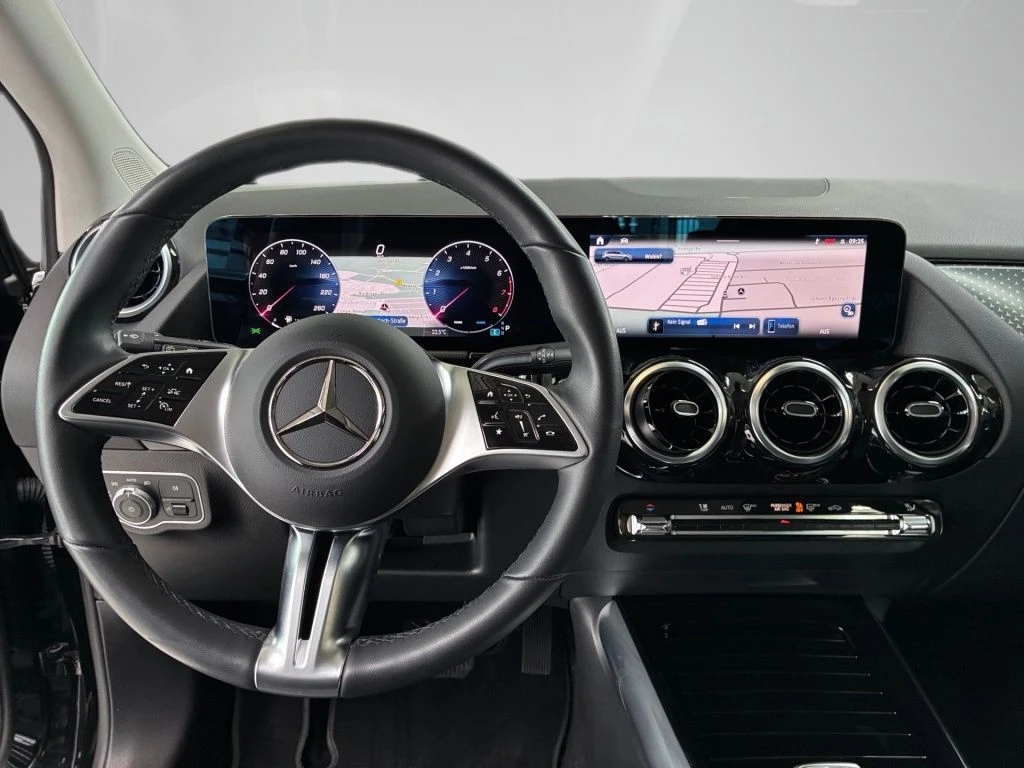 Mercedes-Benz-B-Klasse 180-image-11