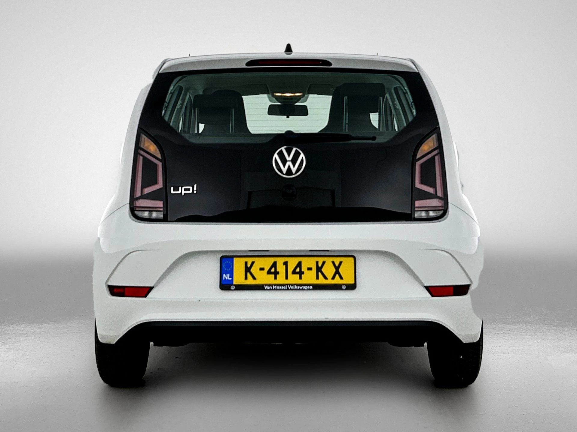 Volkswagen-up!-image-2