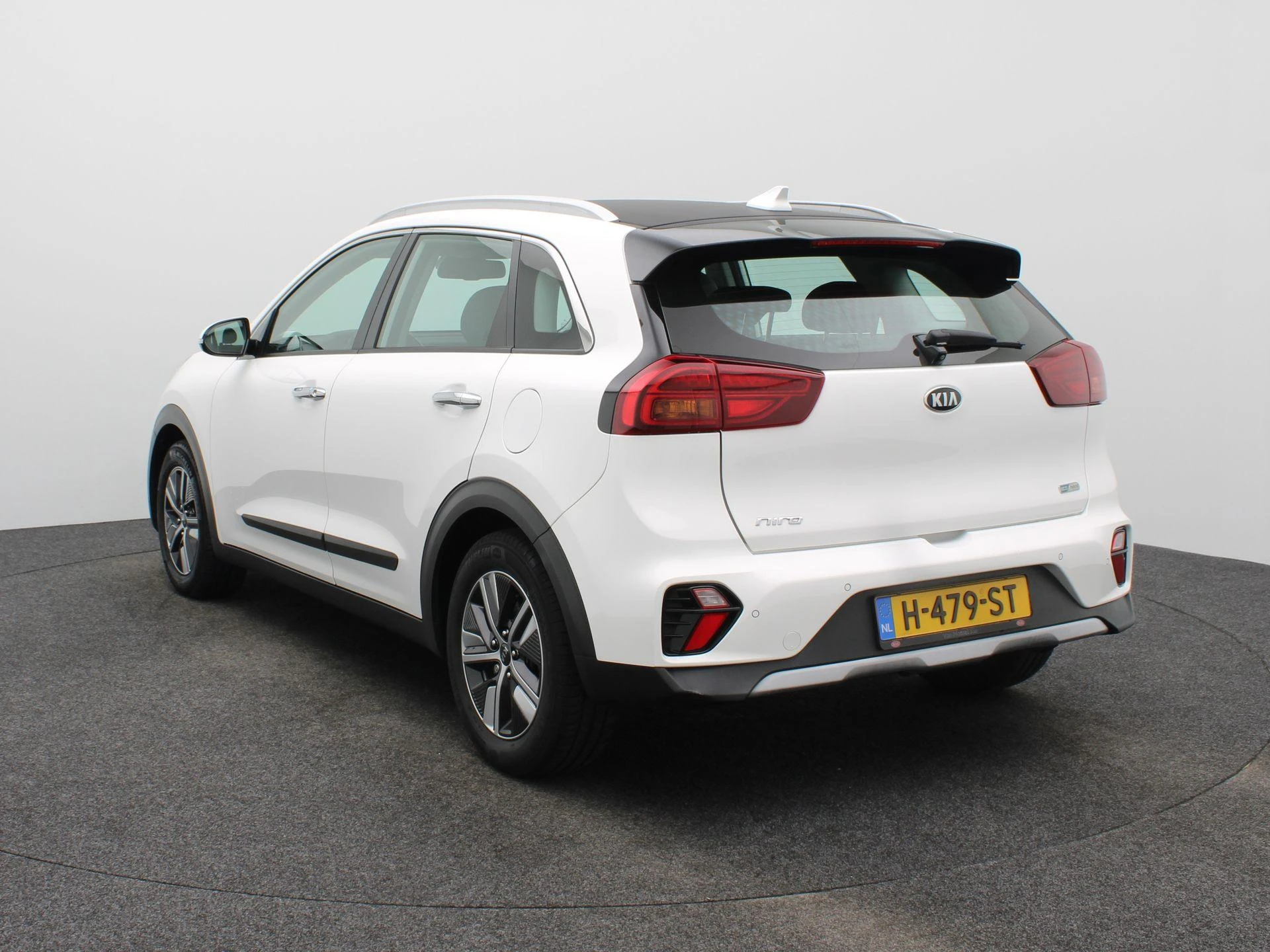 Kia-Niro-image-1