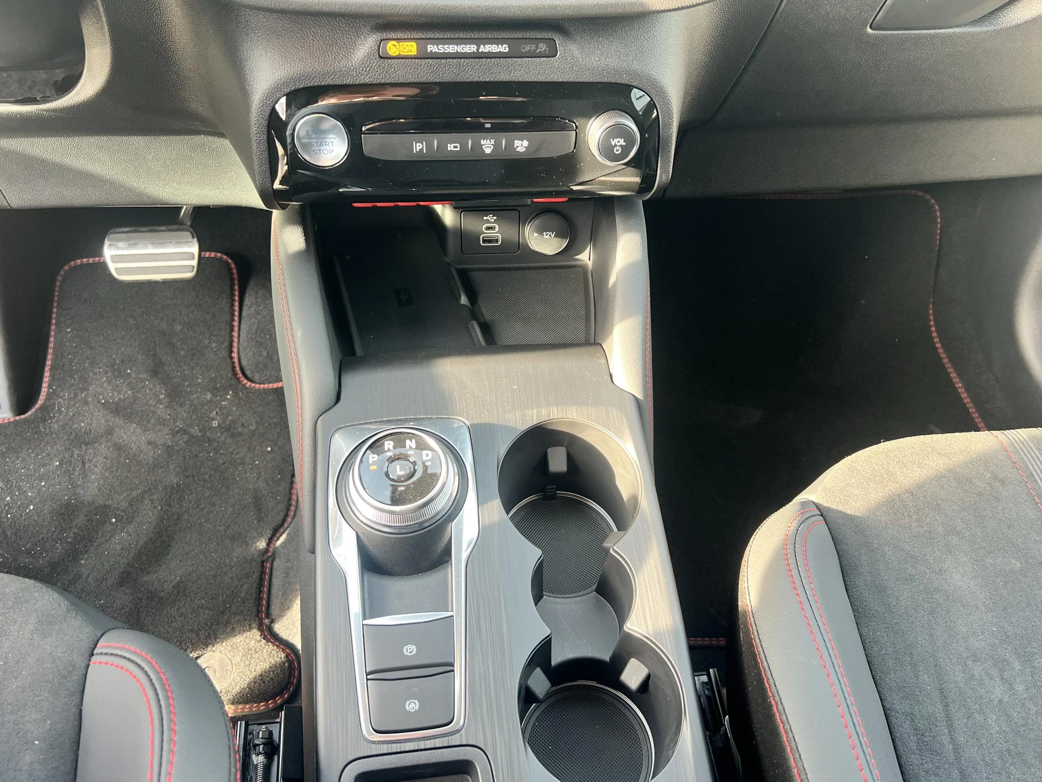 Ford-Kuga-image-15