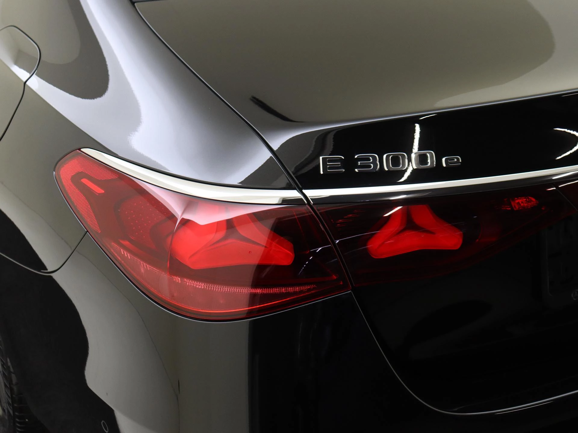 Mercedes-Benz-E-Klasse-image-34