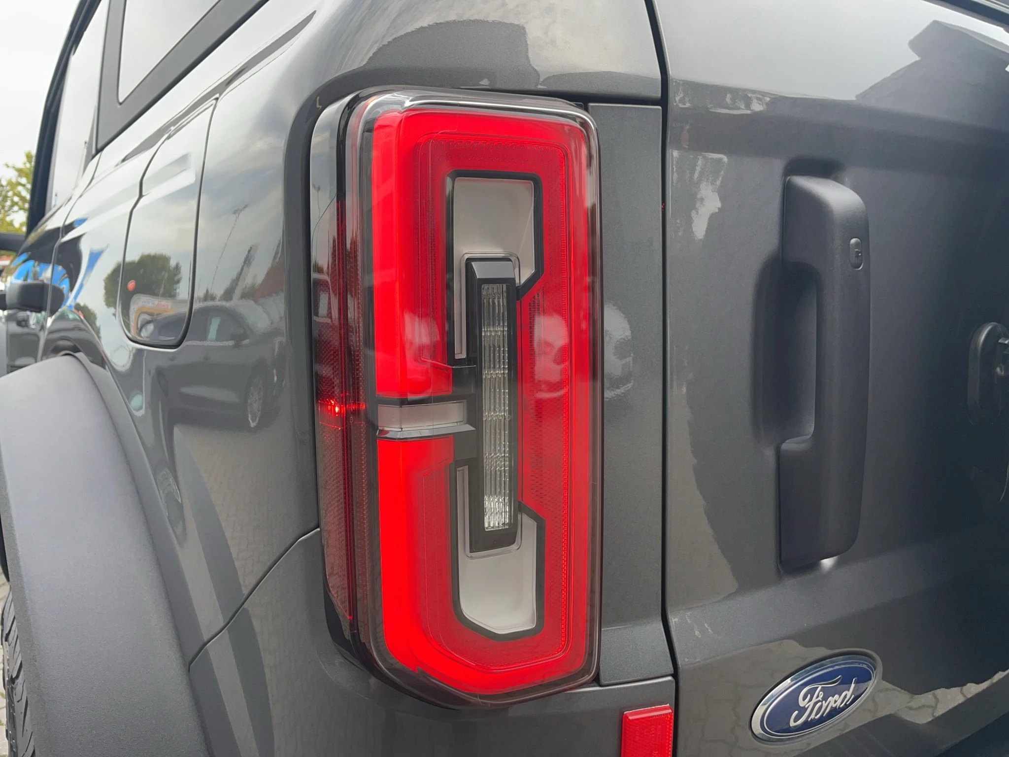 Ford-Bronco-image-29