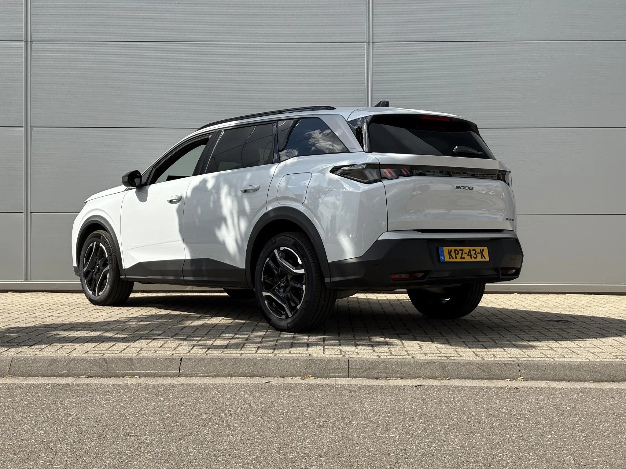 Peugeot-5008-image-3