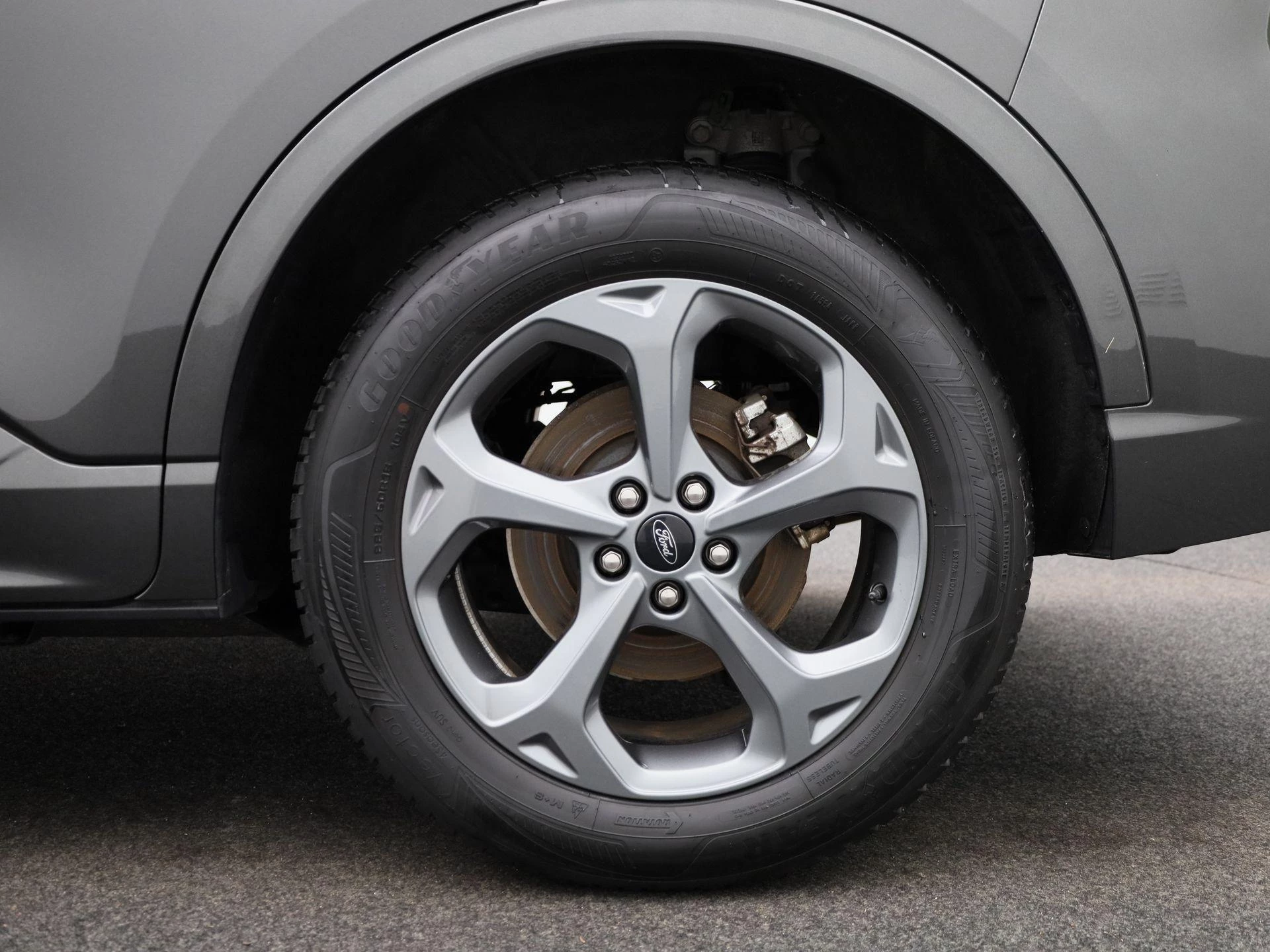 Ford-Kuga-image-12