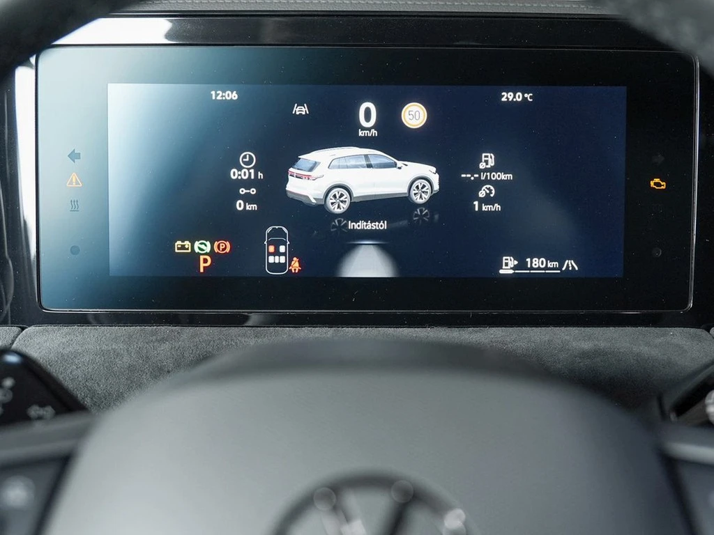 Volkswagen-Tiguan-image-13