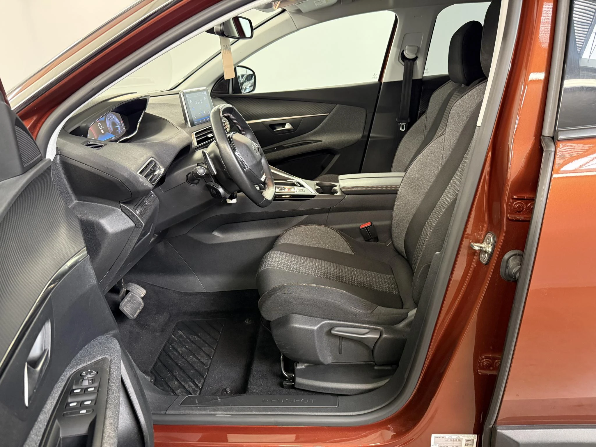 Peugeot 3008 1.2 PureTech 96kW S&S Auto Allure